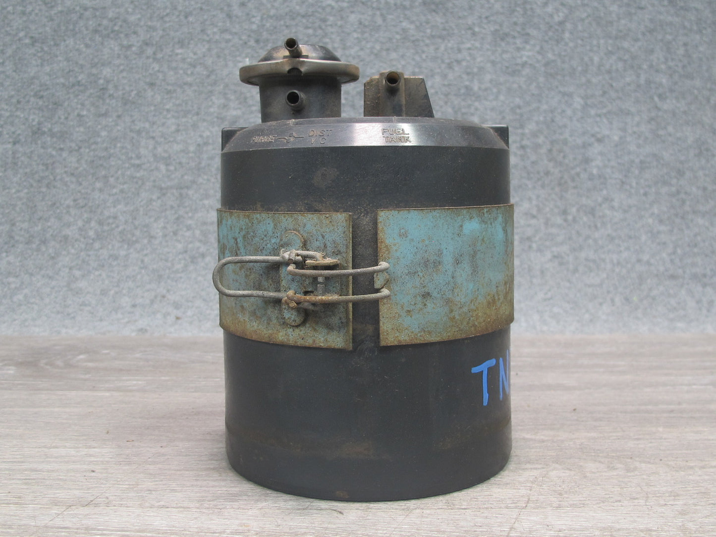 79-83 Datsun Nissan 280ZX S130 Fuel Evap Vapor Canister 14950-P8201 OEM