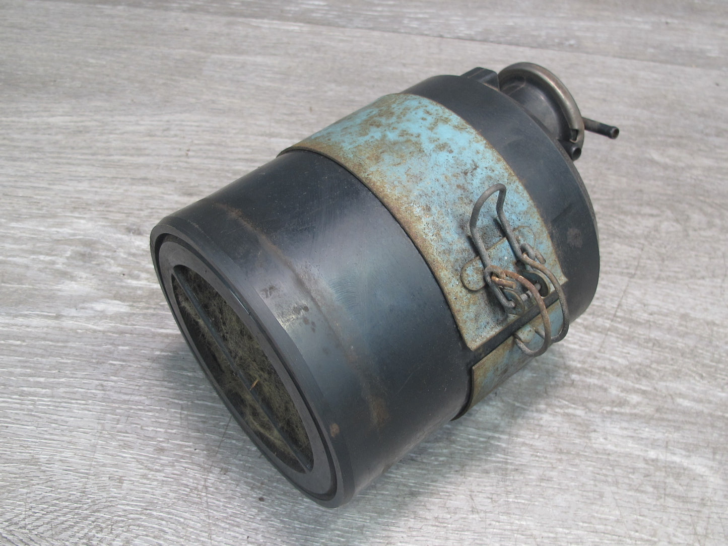 79-83 Datsun Nissan 280ZX S130 Fuel Evap Vapor Canister 14950-P8201 OEM