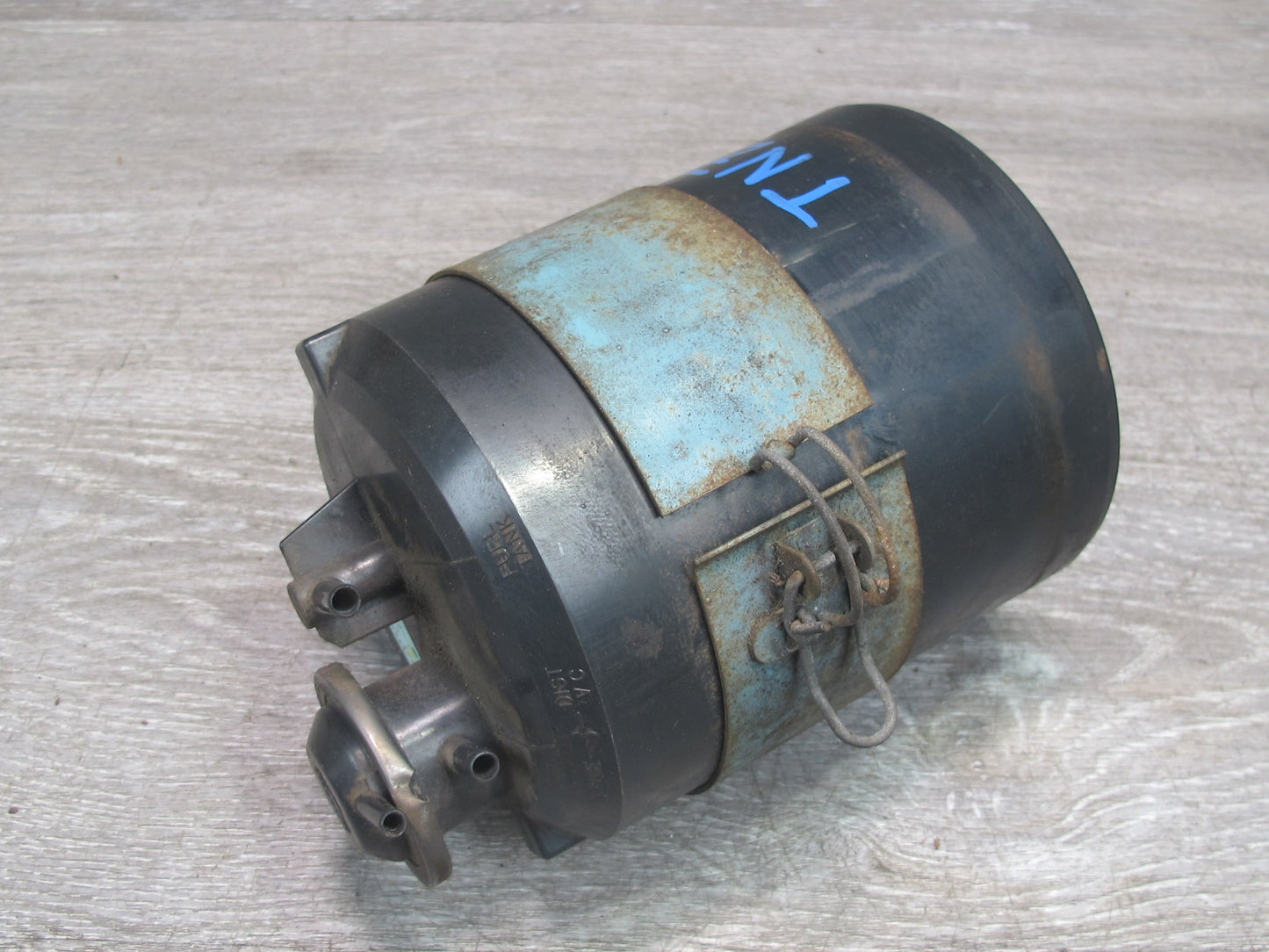 79-83 Datsun Nissan 280ZX S130 Fuel Evap Vapor Canister 14950-P8201 OEM