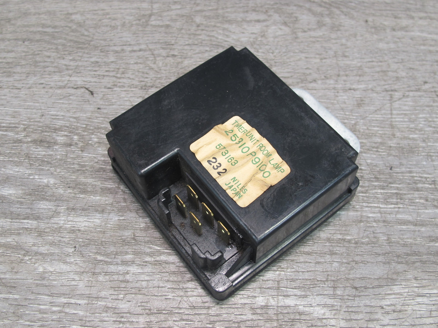 82-83 Datsun Nissan 280ZX S130 2+0 Timer Unit Room Lamp 25310-P9100 OEM