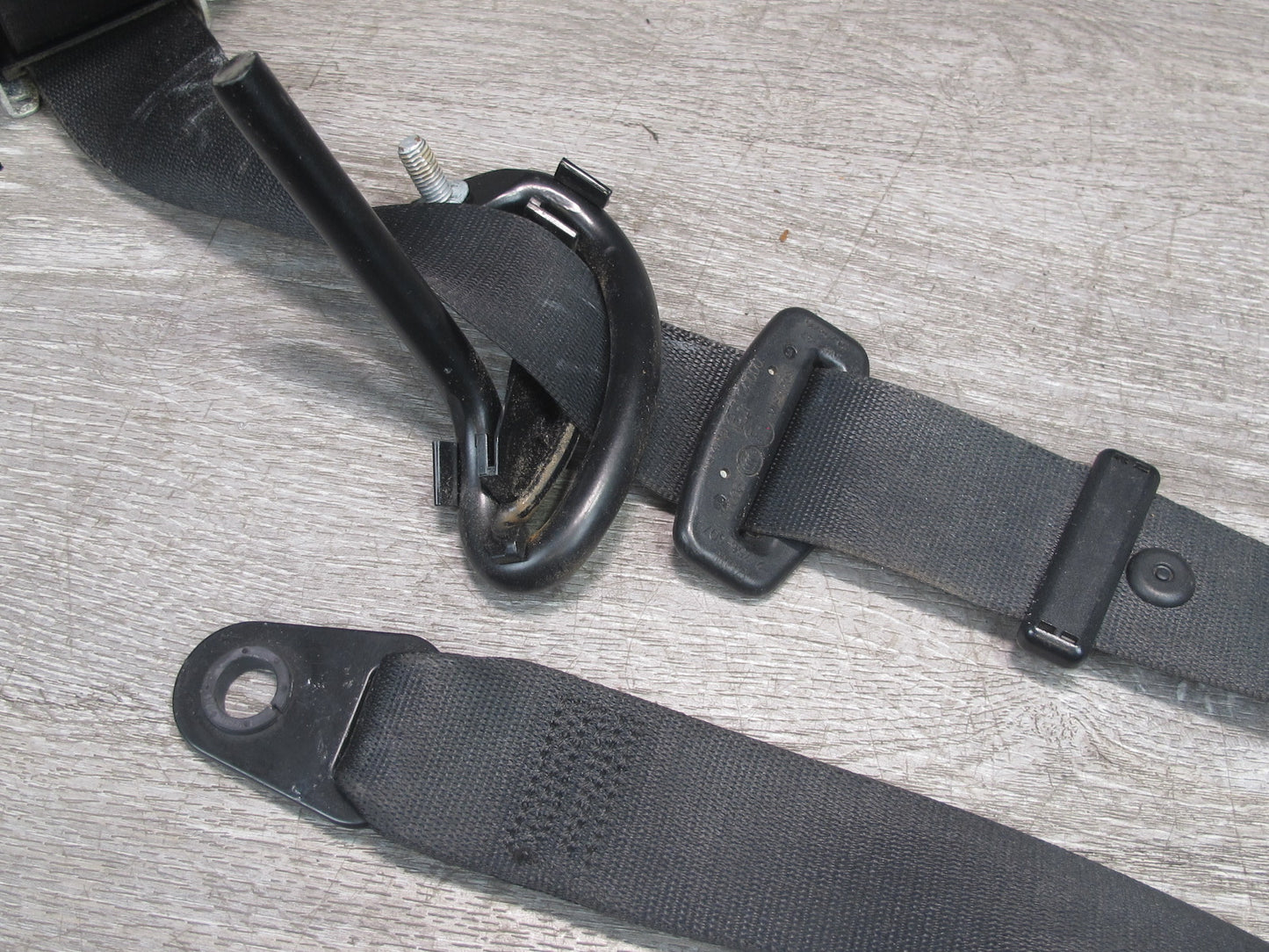 09-15 MINI COOPER R57 FRONT RIGHT & LEFT SIDE SEATBELT RETRACTOR SET OEM