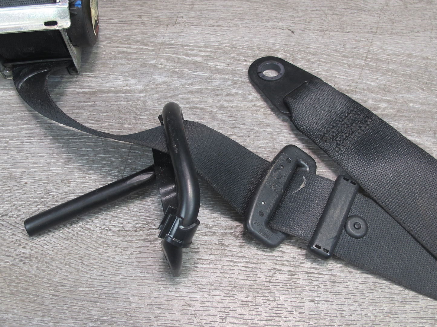 09-15 MINI COOPER R57 FRONT RIGHT & LEFT SIDE SEATBELT RETRACTOR SET OEM