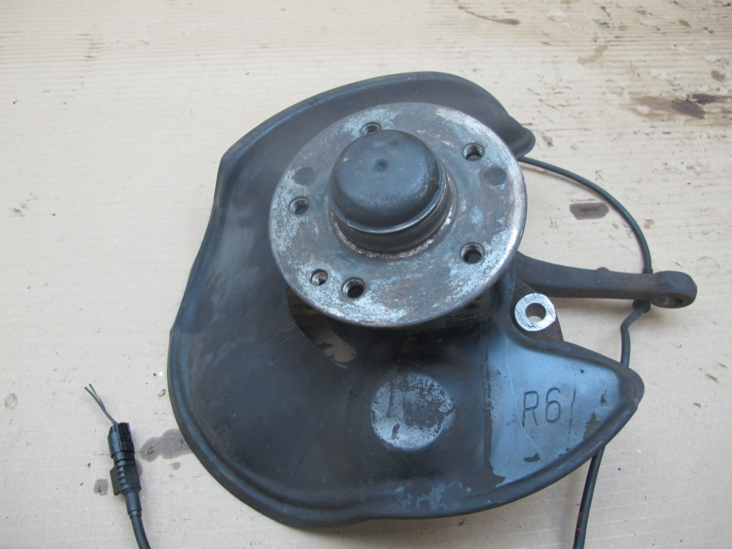 96-02 Mercedes R129 SL600 Front Left Spindle Knuckle Wheel Hub Bearing OEM