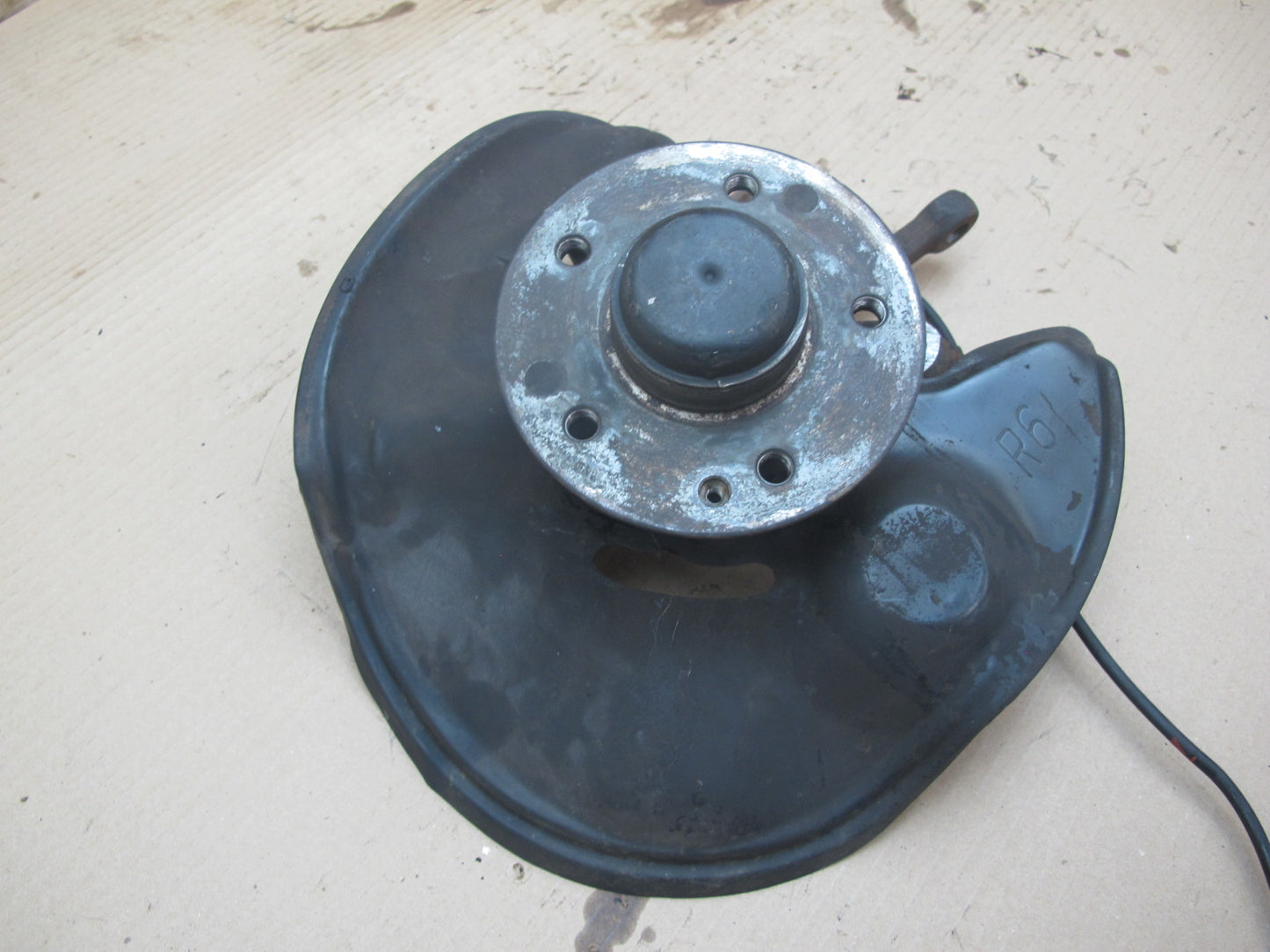 96-02 Mercedes R129 SL600 Front Left Spindle Knuckle Wheel Hub Bearing OEM