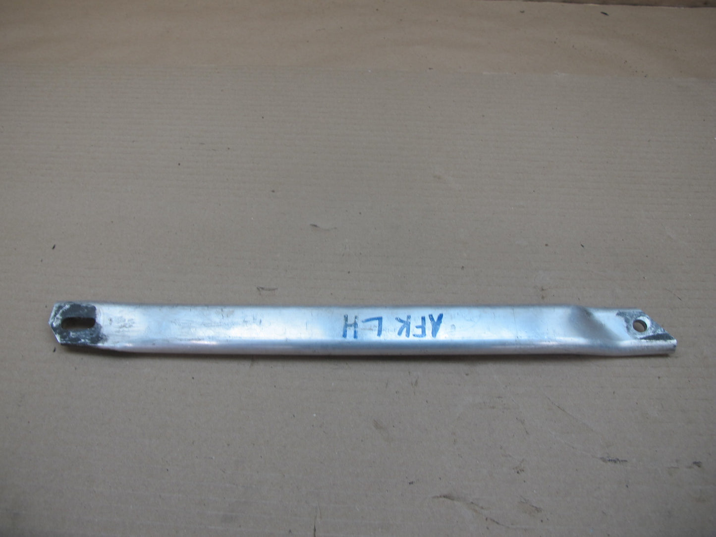11-12 Fisker Karma Set of 4 Underhood Support Brace Mount Crossbar OEM