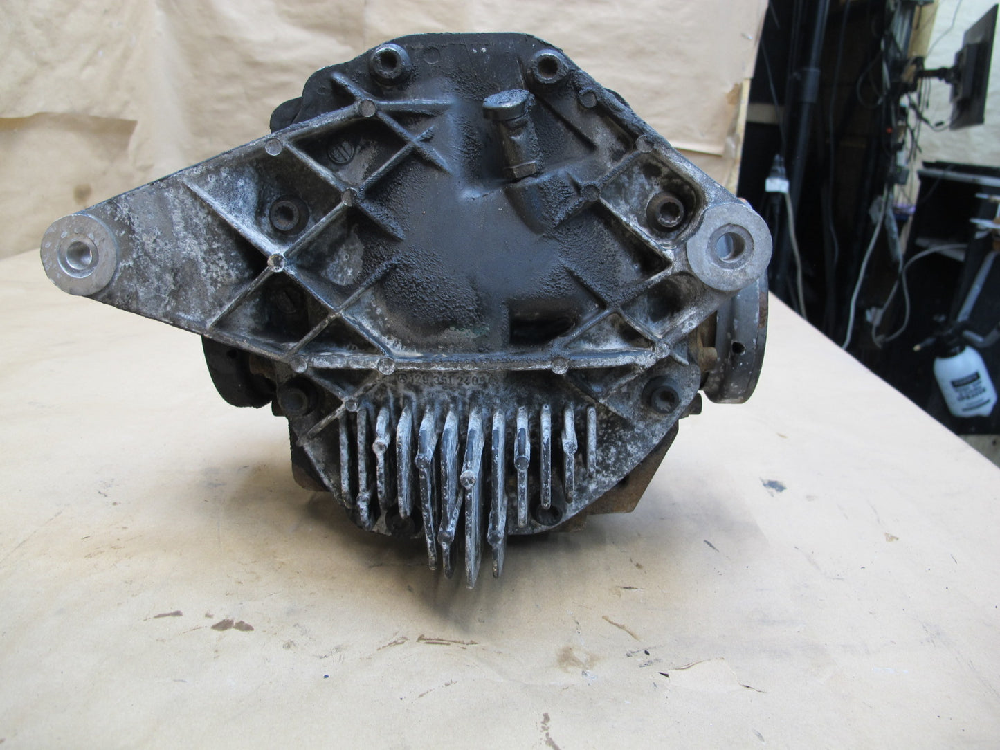 95-98 Mercedes R129 SL600 Rear Differential Carrier 2.65 Ratio 153k Miles OEM