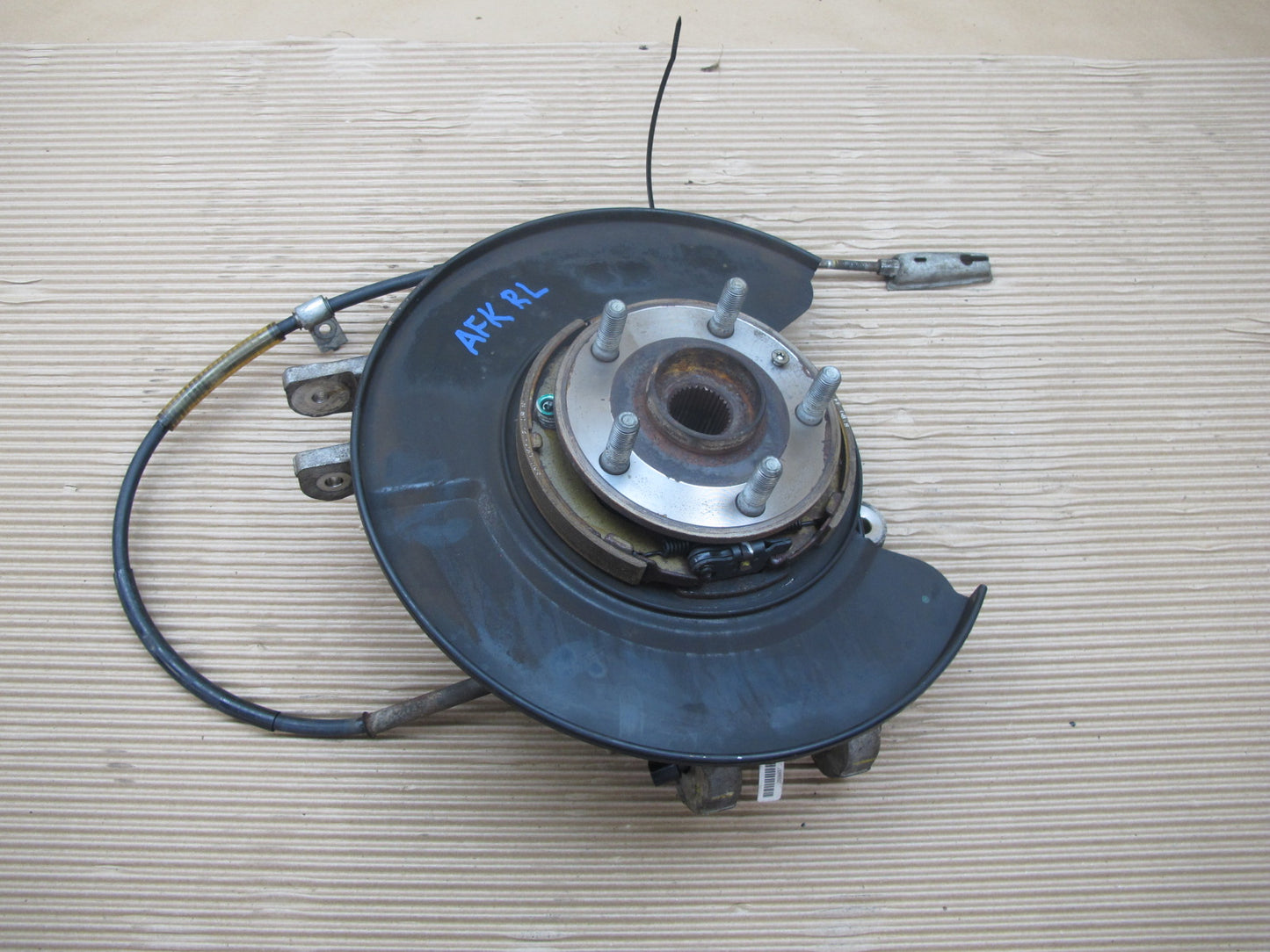 11-12 Fisker Karma Rear Left Spindle Knuckle Wheel Hub Bearing 61K Miles OEM