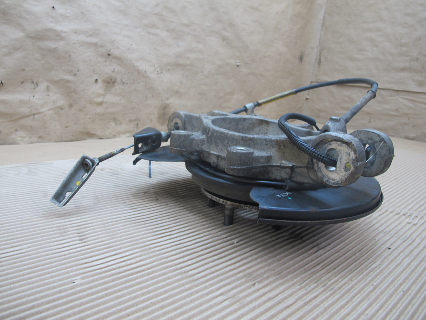 11-12 Fisker Karma Rear Left Spindle Knuckle Wheel Hub Bearing 61K Miles OEM