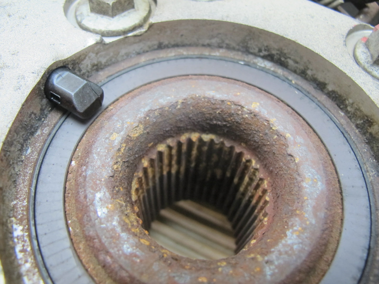 11-12 Fisker Karma Rear Left Spindle Knuckle Wheel Hub Bearing 61K Miles OEM