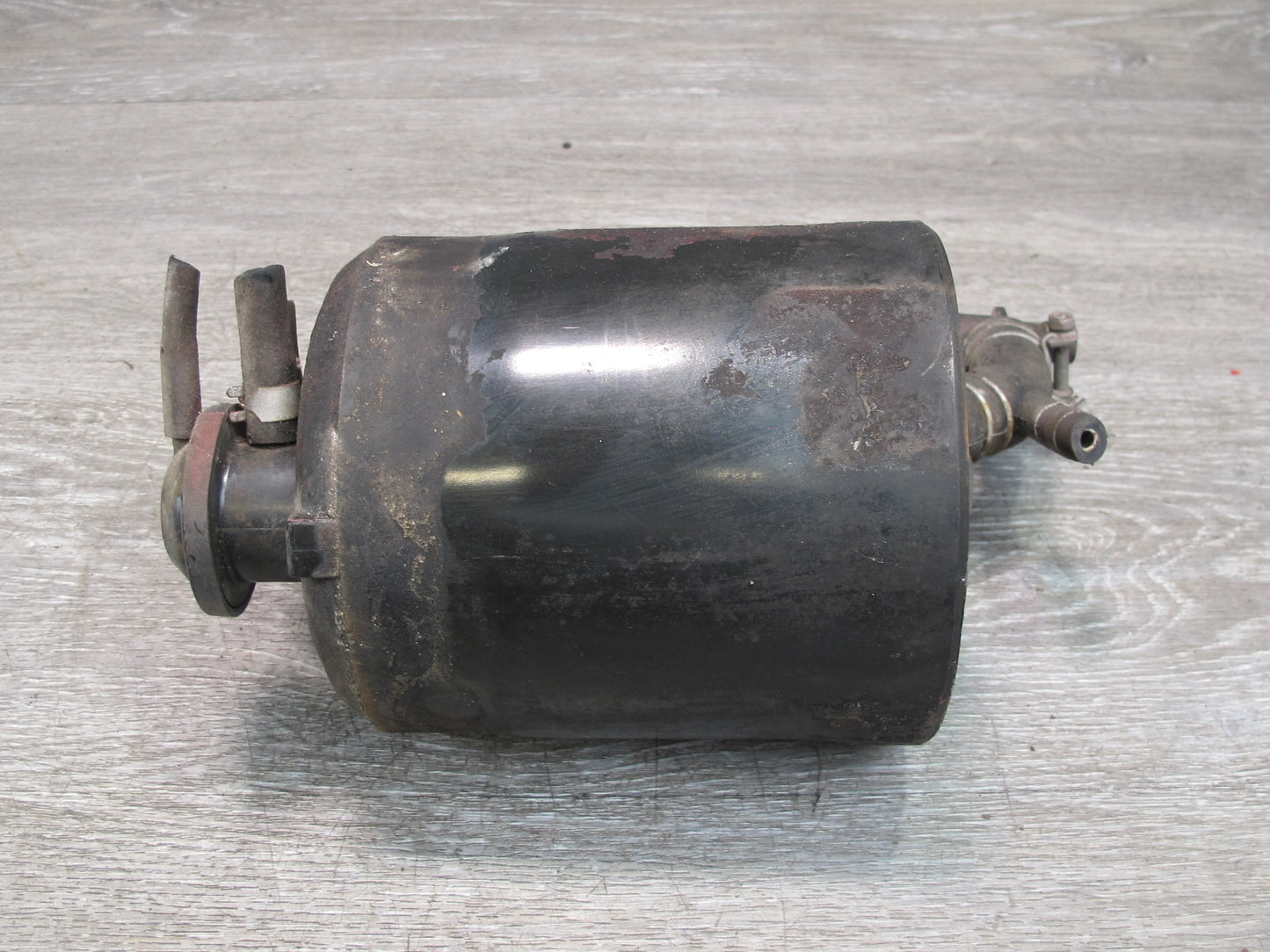 90-96 Nissan Z32 300ZX Fuel Evap Vapor Charcoal Canister 14950-30P01 OEM