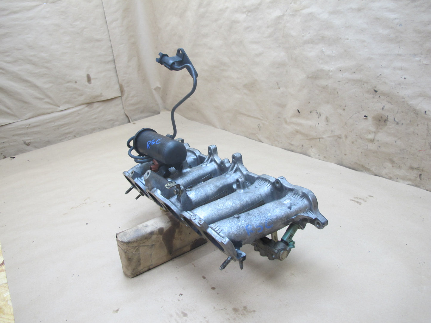 98-00 Lexus JZZ31 SC300 Engine Lower Air Intake Manifold OEM