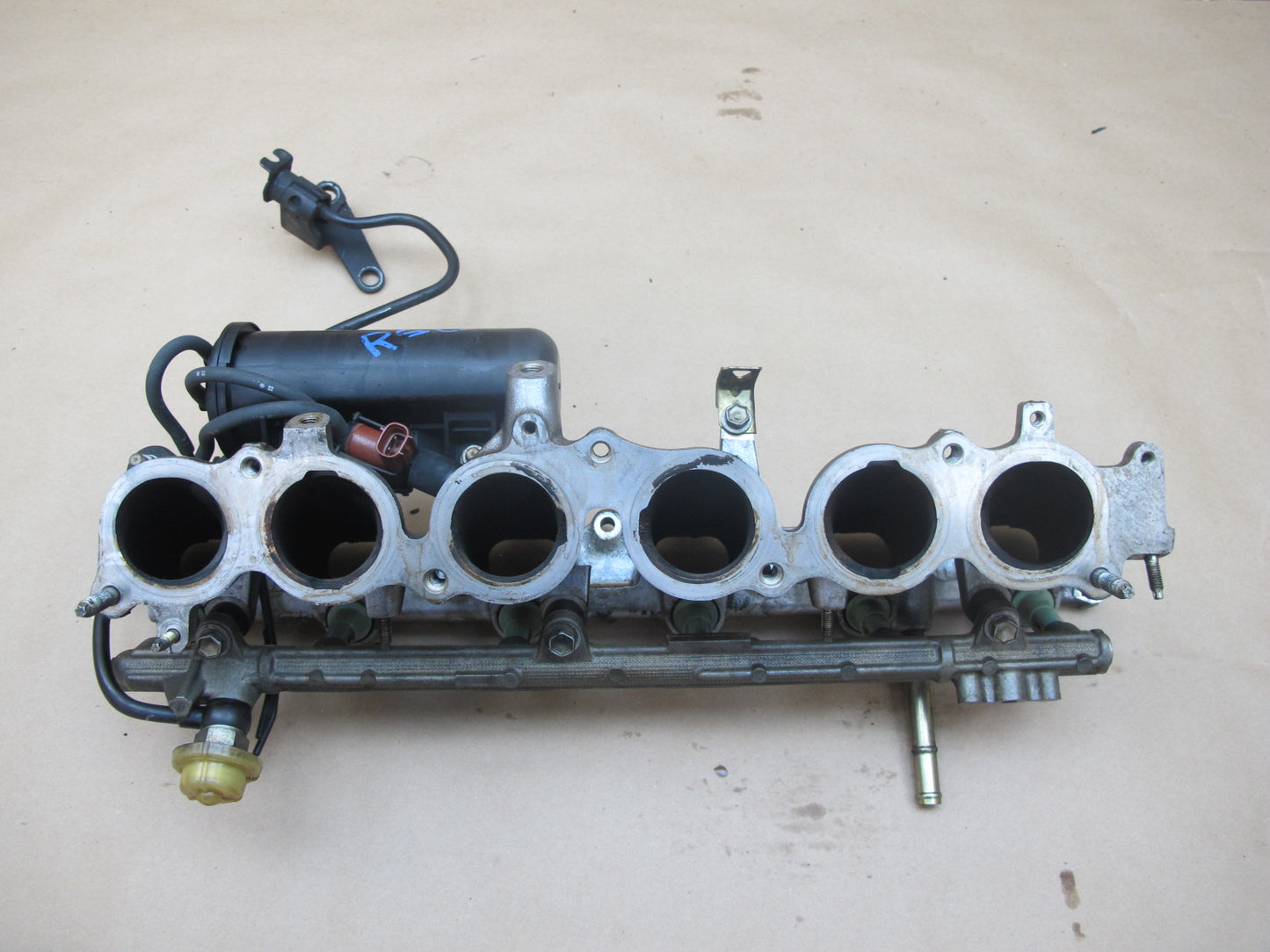 98-00 Lexus JZZ31 SC300 Engine Lower Air Intake Manifold OEM