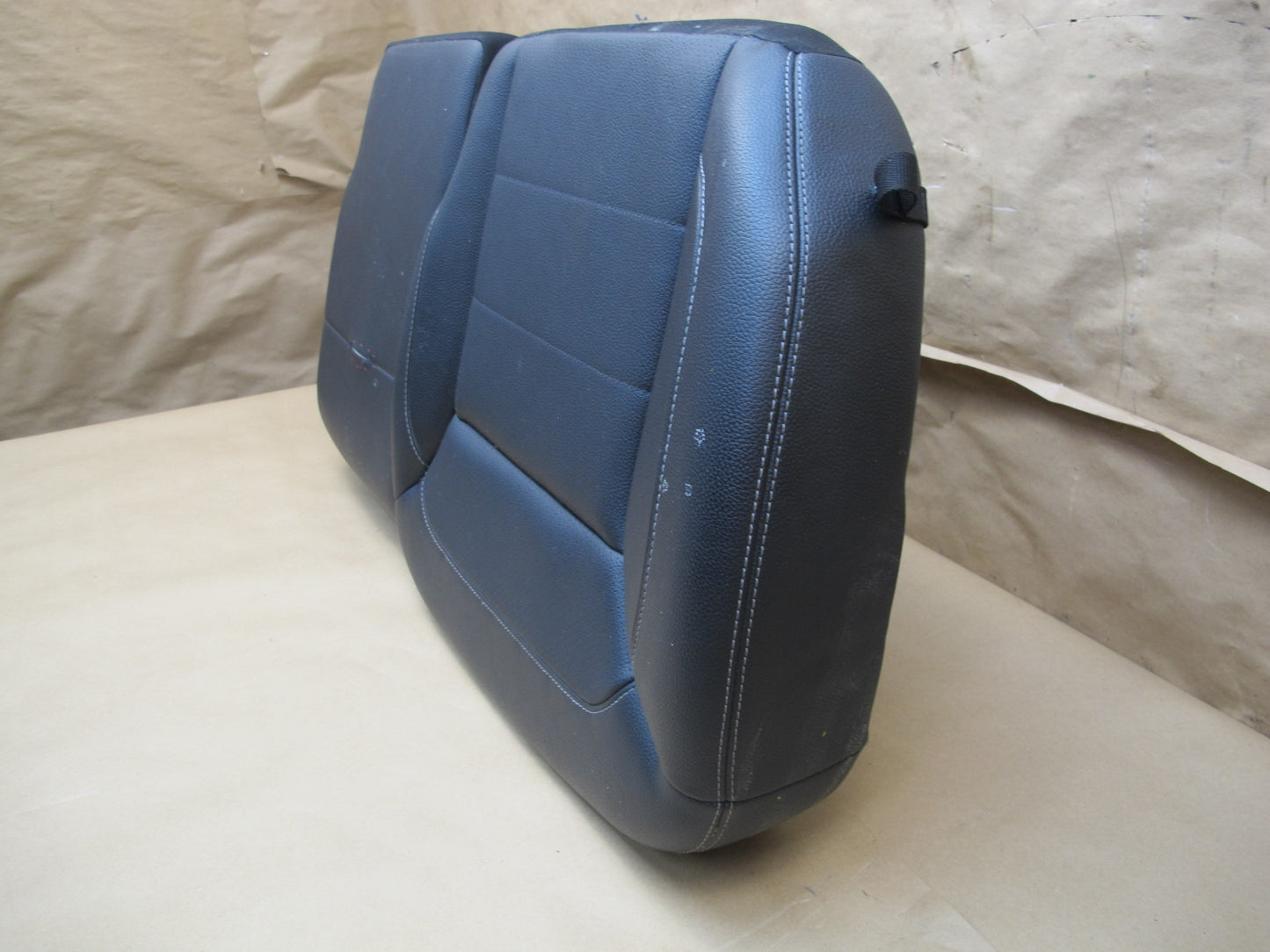 12-15 Mercedes W166 Ml-class Rear Left Seat Lower Cushion Black OEM