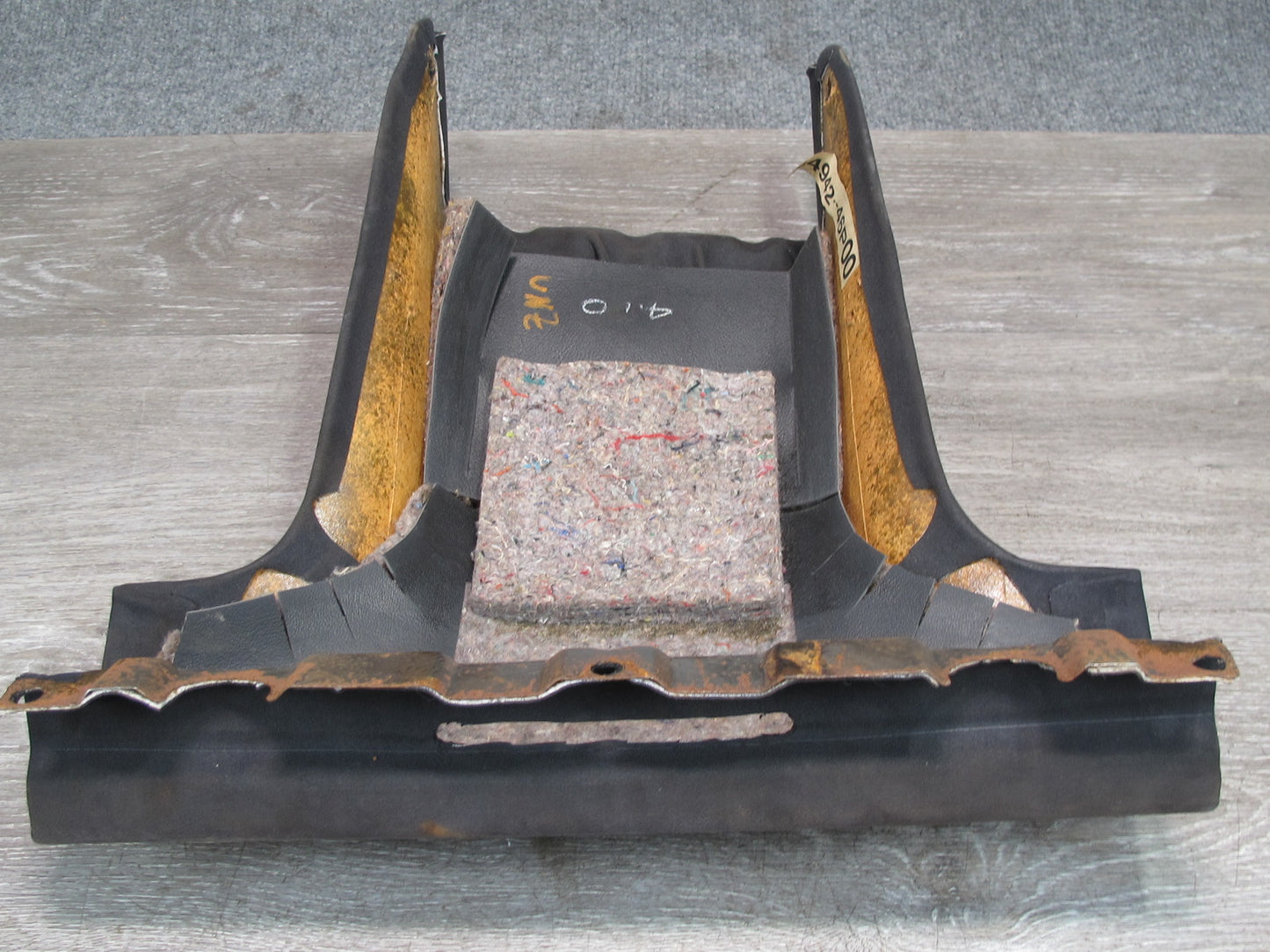 92-96 Nissan Z32 300ZX 2+0 Rear Center Trim Cover Panel 84942-46P00 OEM