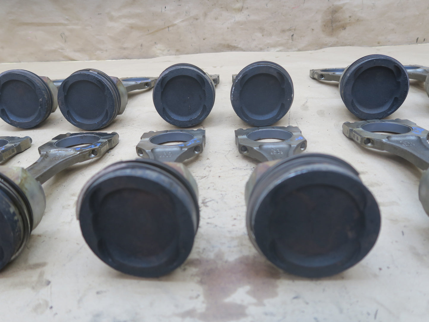 03-10 Bentley Continental GT Flying Spur 6.0L Engine Piston Connecting Rod Set