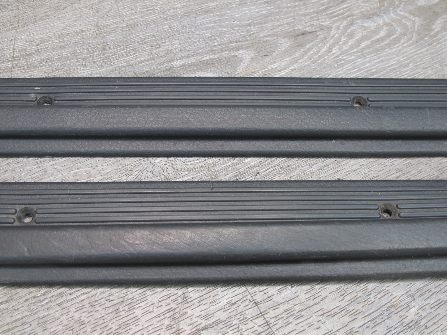 90-96 Nissan Z32 300ZX 2+0 Set of 2 Door Step Scuff Sill Plate Trim OEM
