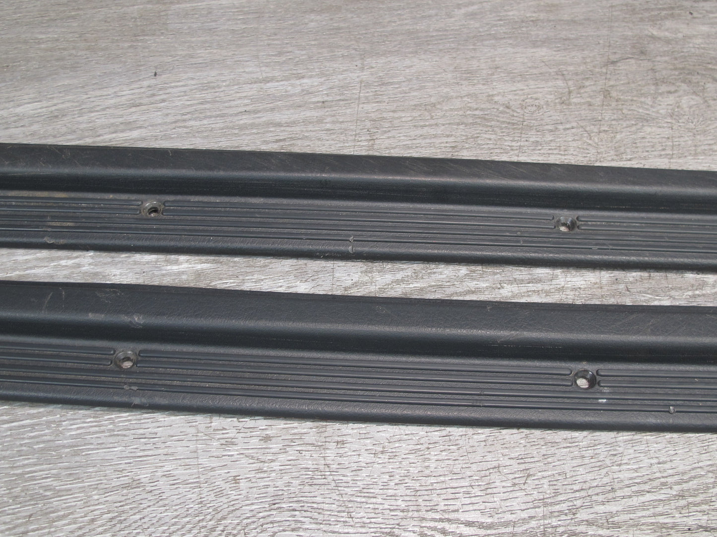 90-96 Nissan Z32 300ZX 2+0 Set of 2 Door Step Scuff Sill Plate Trim OEM