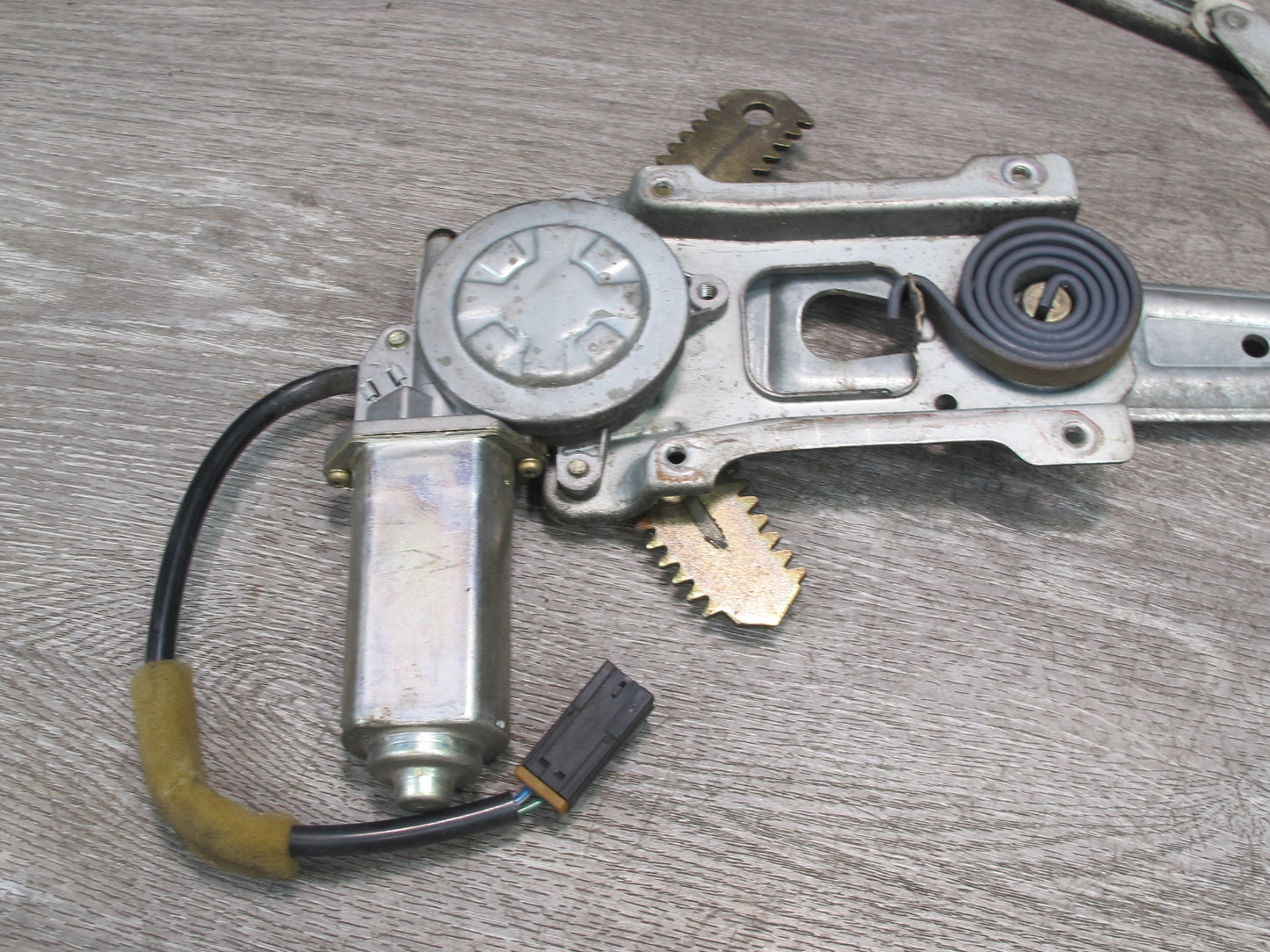 93-96 Nissan Z32 300ZX 2+0 Convertible Left Door Window Regulator w Motor OEM