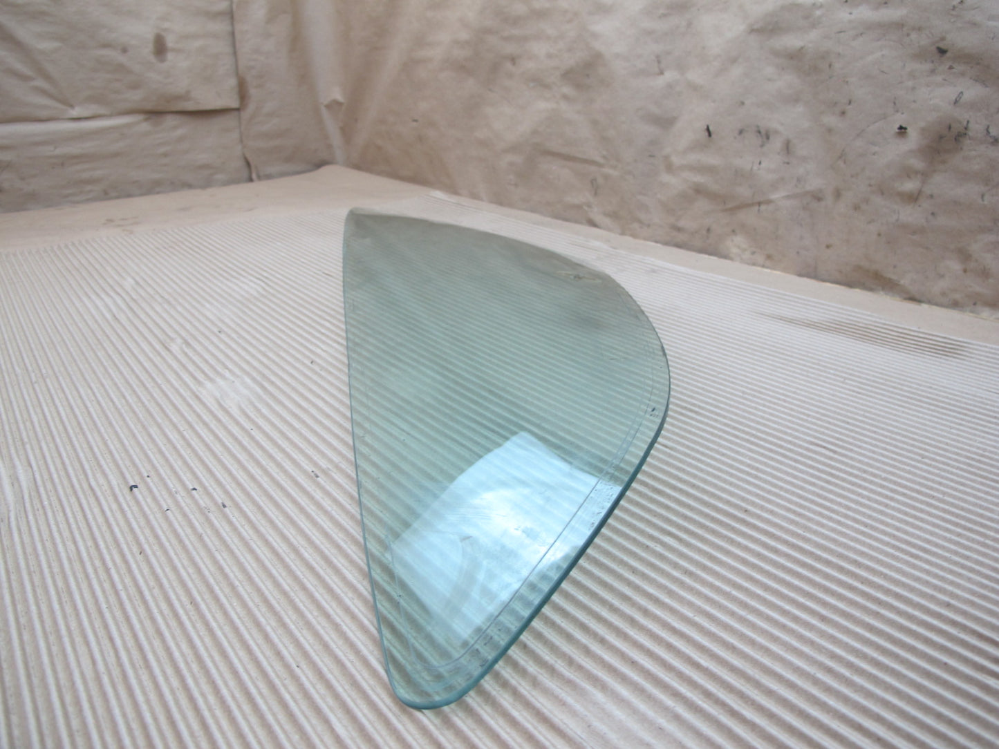 1983-1991 Porsche 928 S Rear Right Pass Side Quarter Glass Window