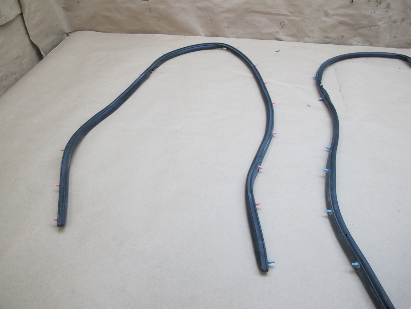 92-96 Toyota Cresta JZX90 Set of 8 Door Weatherstrip Rubber Seal Gasket OEM