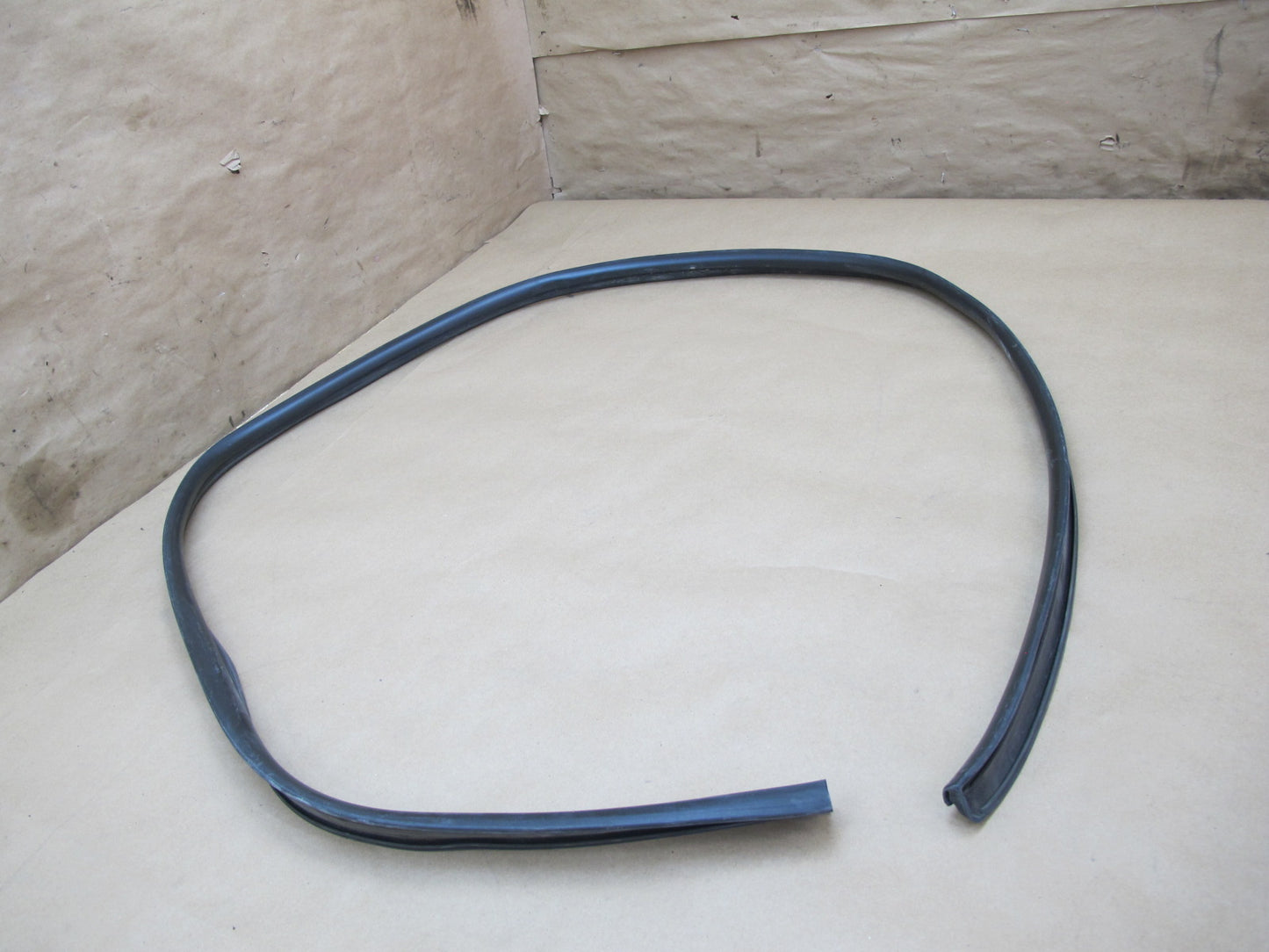 92-96 Toyota Cresta JZX90 Set of 8 Door Weatherstrip Rubber Seal Gasket OEM