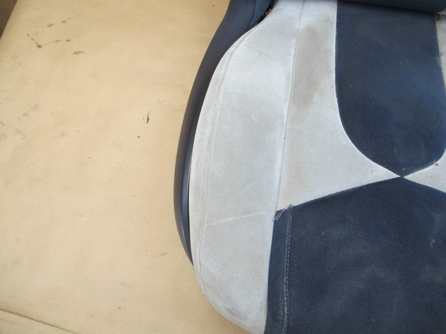 11-12 Fisker Karma Front & Rear Ecosuede Glacier Seat Set OEM