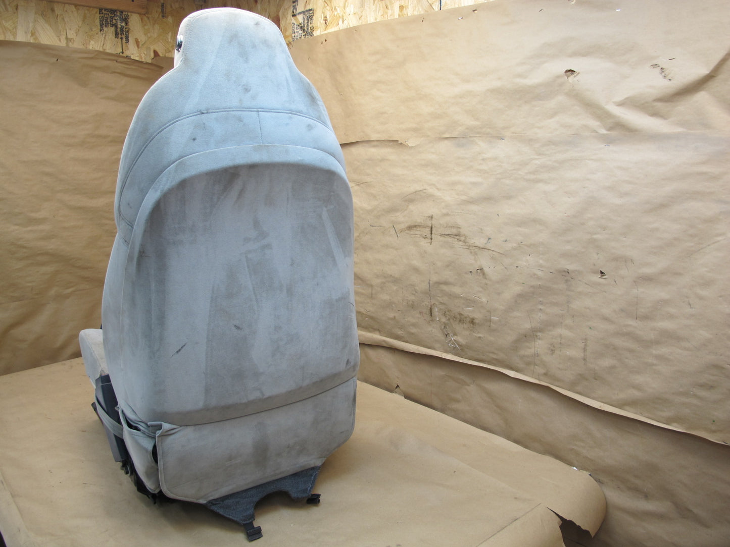 11-12 Fisker Karma Front & Rear Ecosuede Glacier Seat Set OEM