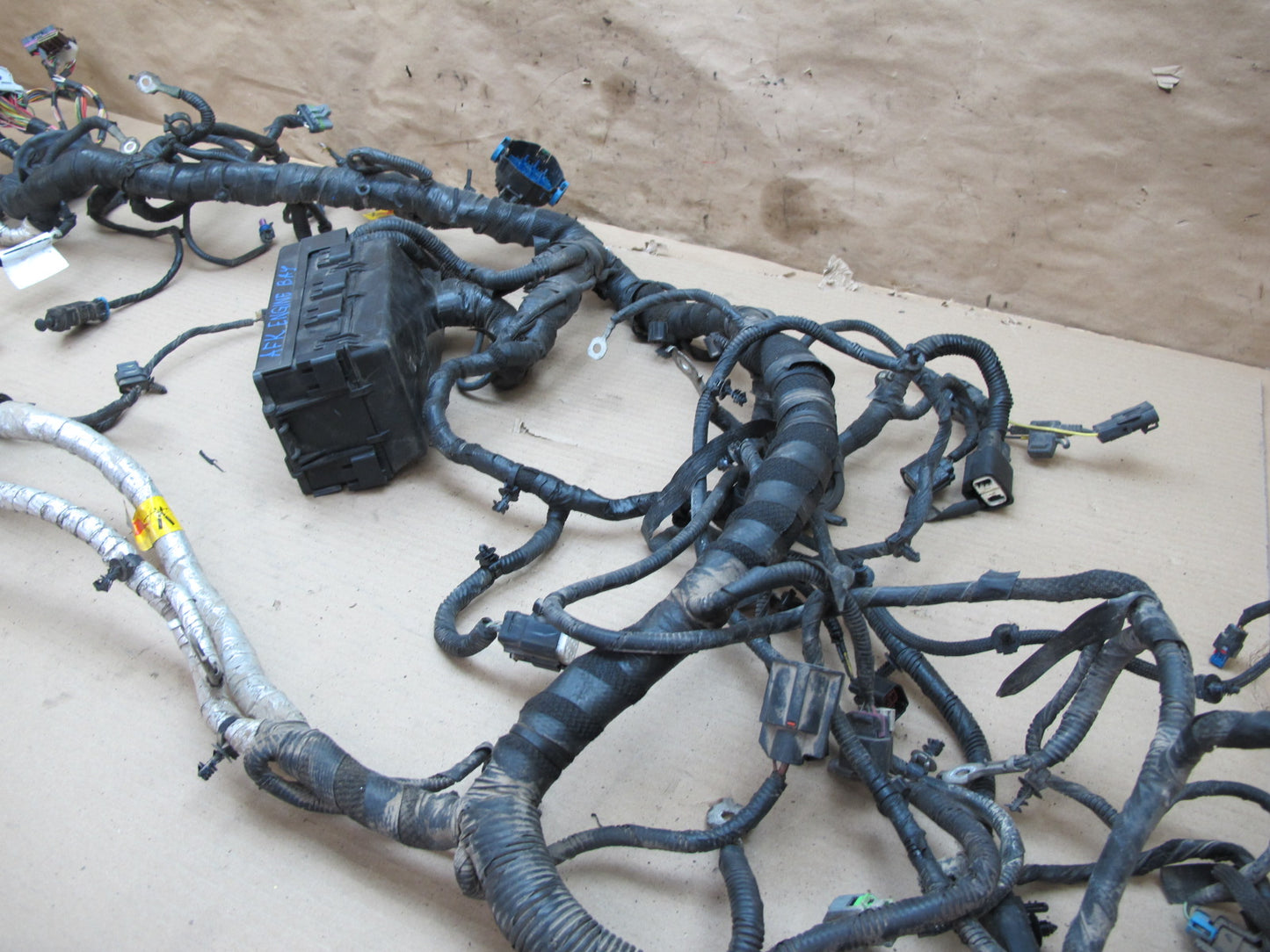 11-12 Fisker Karma Engine Bay Wire Wiring Harness w Fuse Relay Box OEM