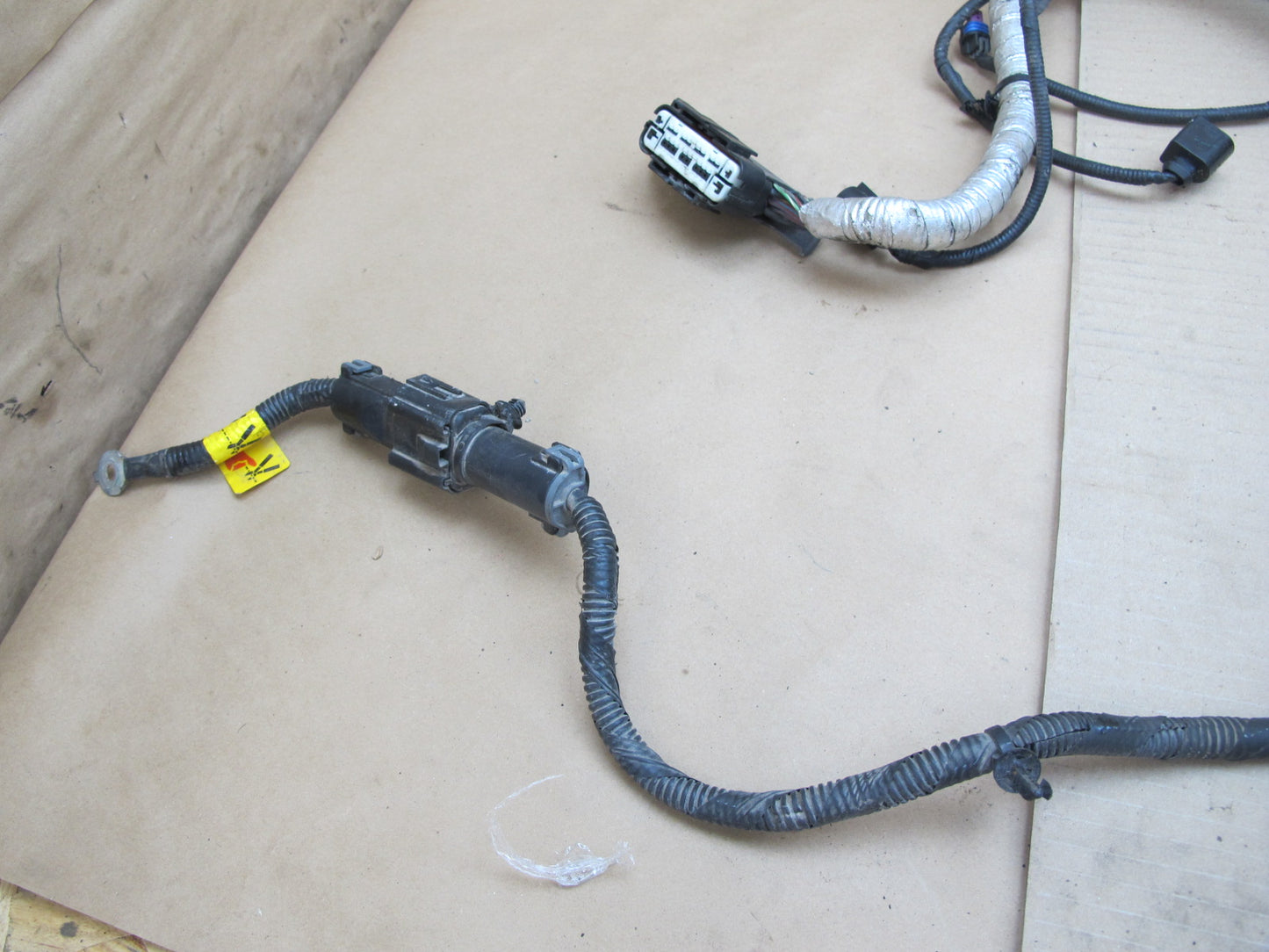11-12 Fisker Karma Engine Bay Wire Wiring Harness w Fuse Relay Box OEM