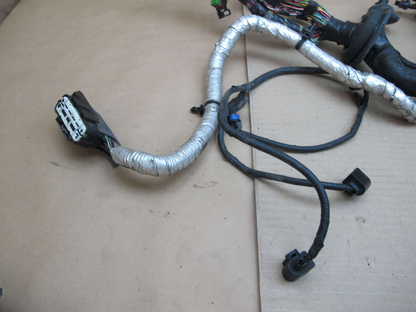 11-12 Fisker Karma Engine Bay Wire Wiring Harness w Fuse Relay Box OEM
