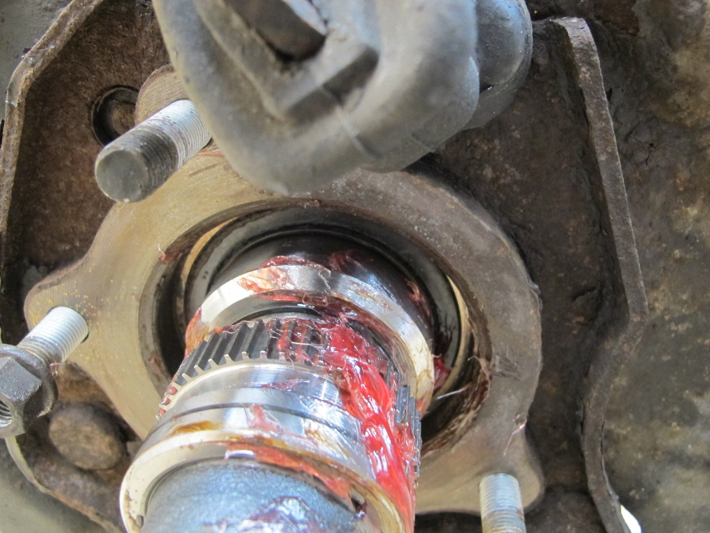 1998-2002 Lexus J100 LX470 Rear Right Passenger Side Spindle Knuckle Wheel Hub