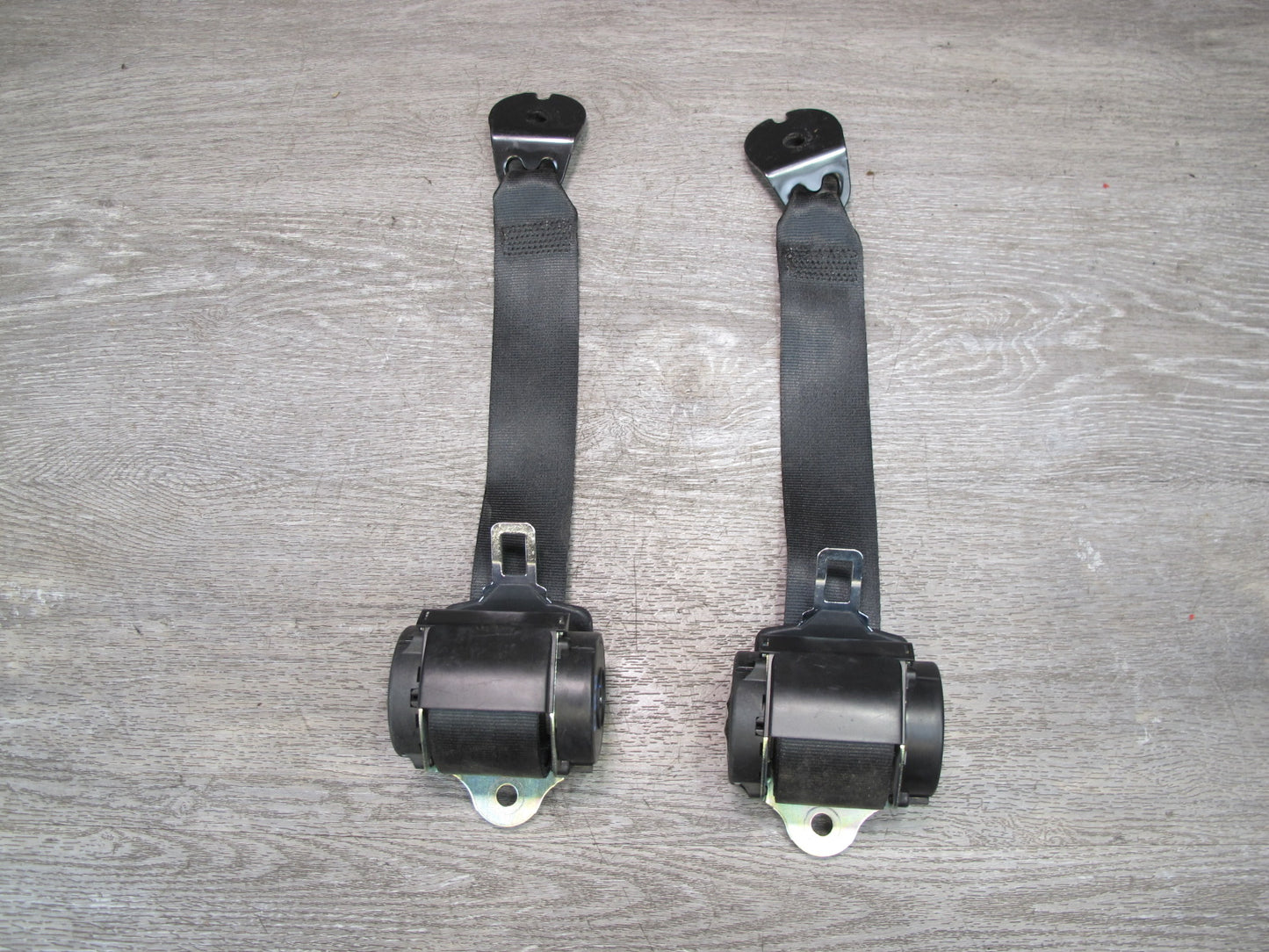 12-18 RANGE ROVER EVOQUE REAR LEFT & RIGHT SIDE SEATBELT RETRACTOR SET OEM
