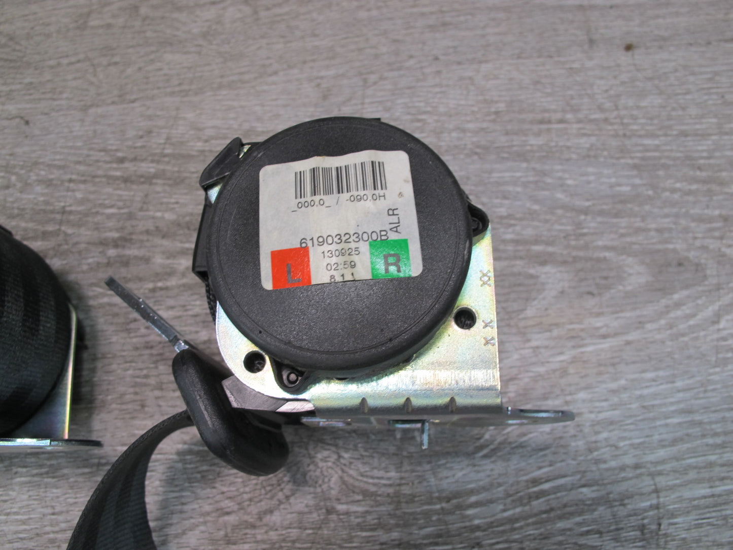 12-18 RANGE ROVER EVOQUE REAR LEFT & RIGHT SIDE SEATBELT RETRACTOR SET OEM