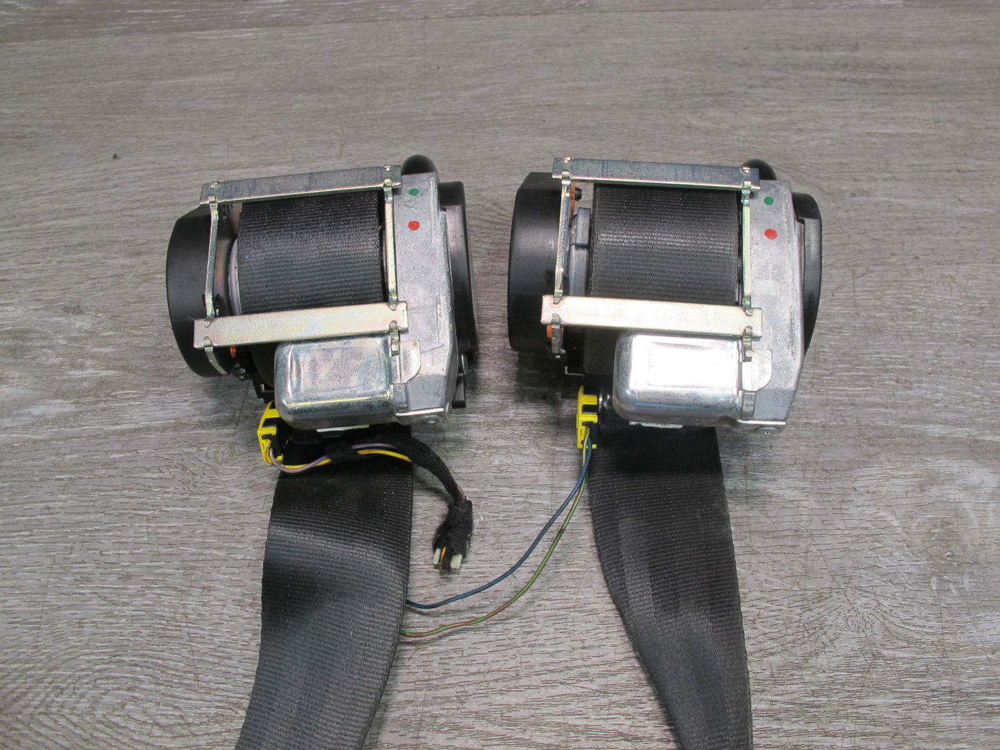 12-18 RANGE ROVER EVOQUE FRONT LEFT & RIGHT SIDE SEATBELT RETRACTOR SET OEM