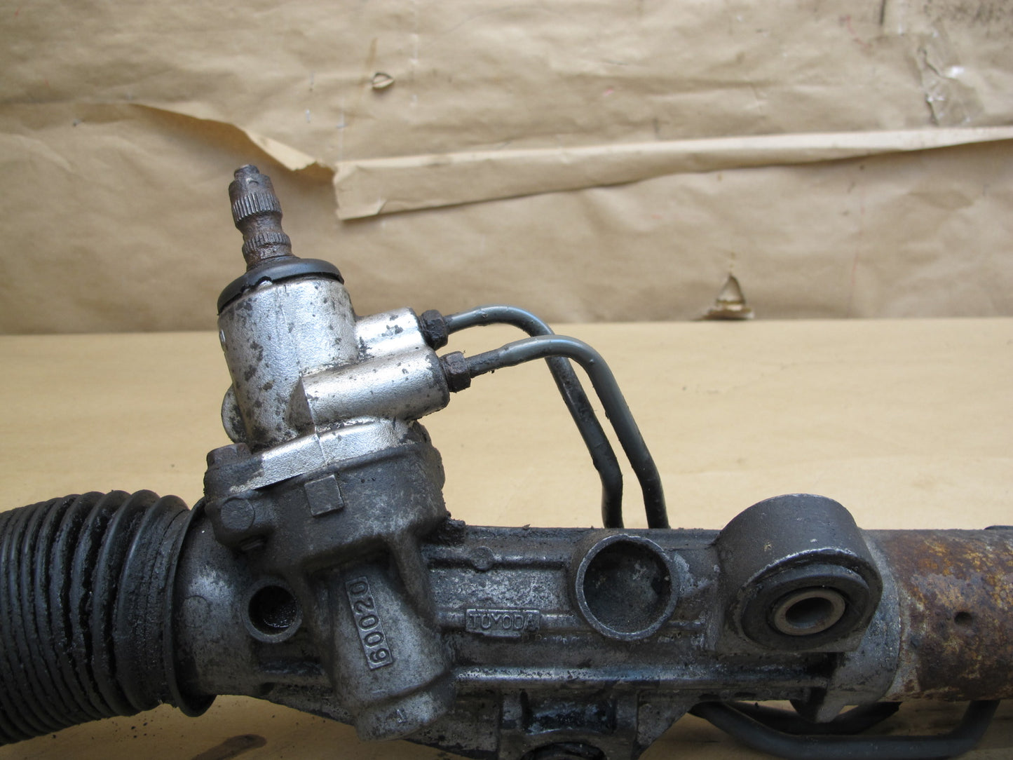 1998-2002 Lexus J100 LX470 Power Steering Rack & Pinion Gear