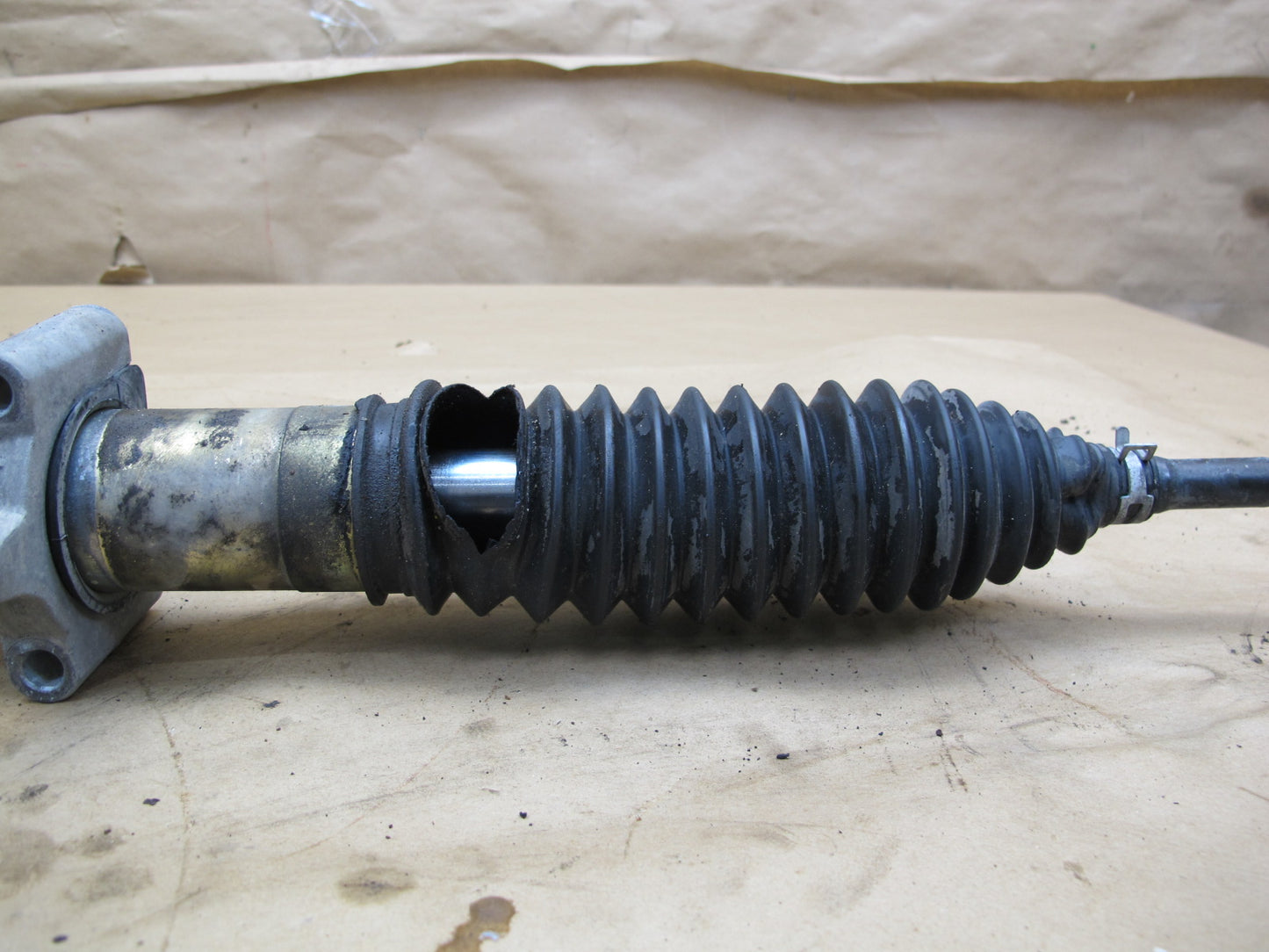 01-05 Lexus JCE10L IS300 Power Steering Rack & Pinion OEM