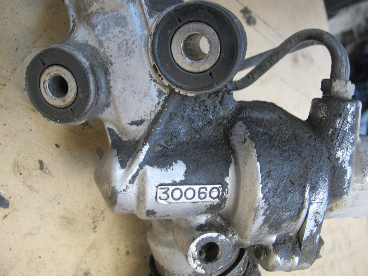 01-05 Lexus JCE10L IS300 Power Steering Rack & Pinion OEM