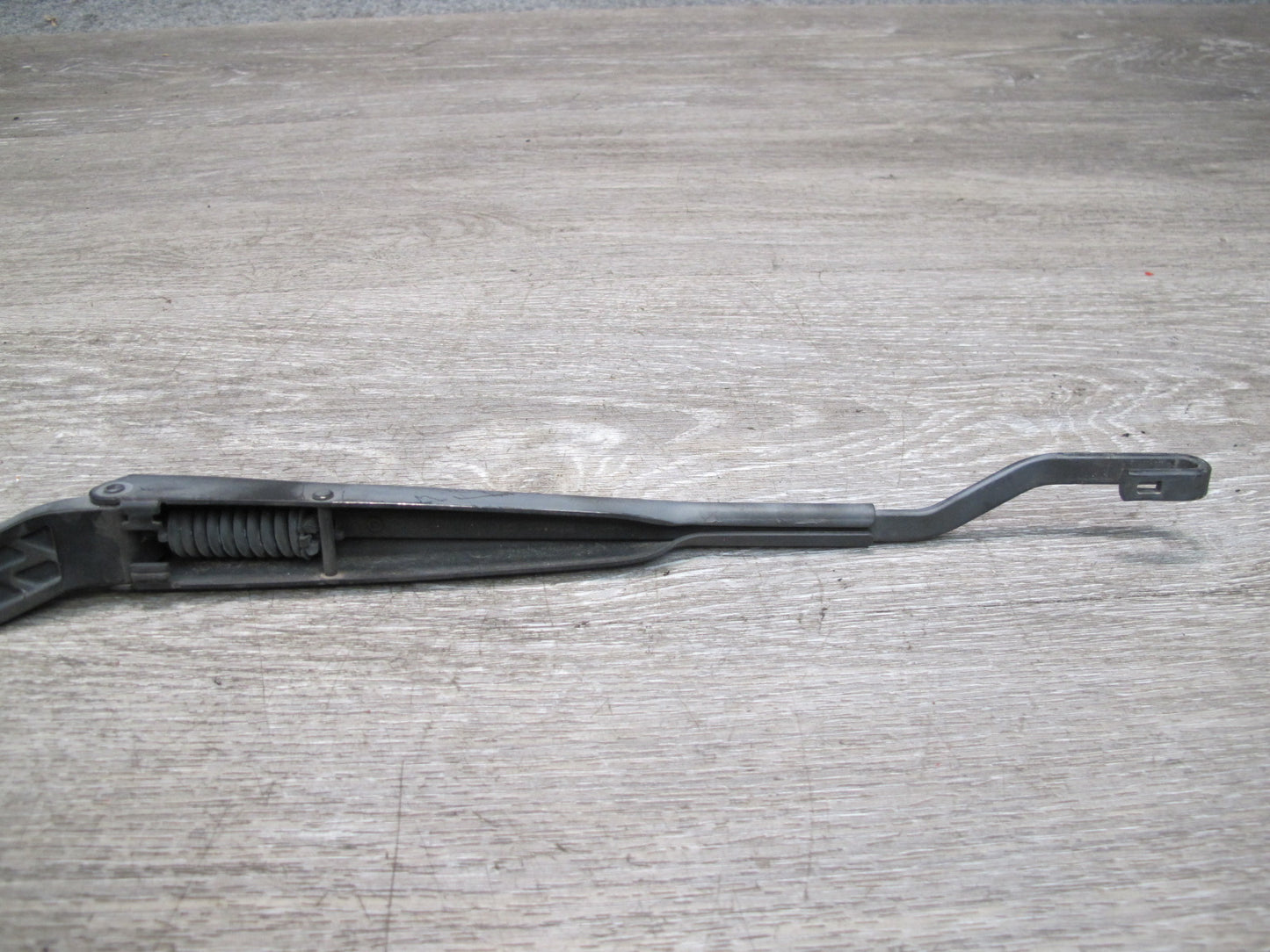 92-00 Lexus UZZ30L SC400 SC300 Set of 2 Front Windshield Wiper Arm OEM