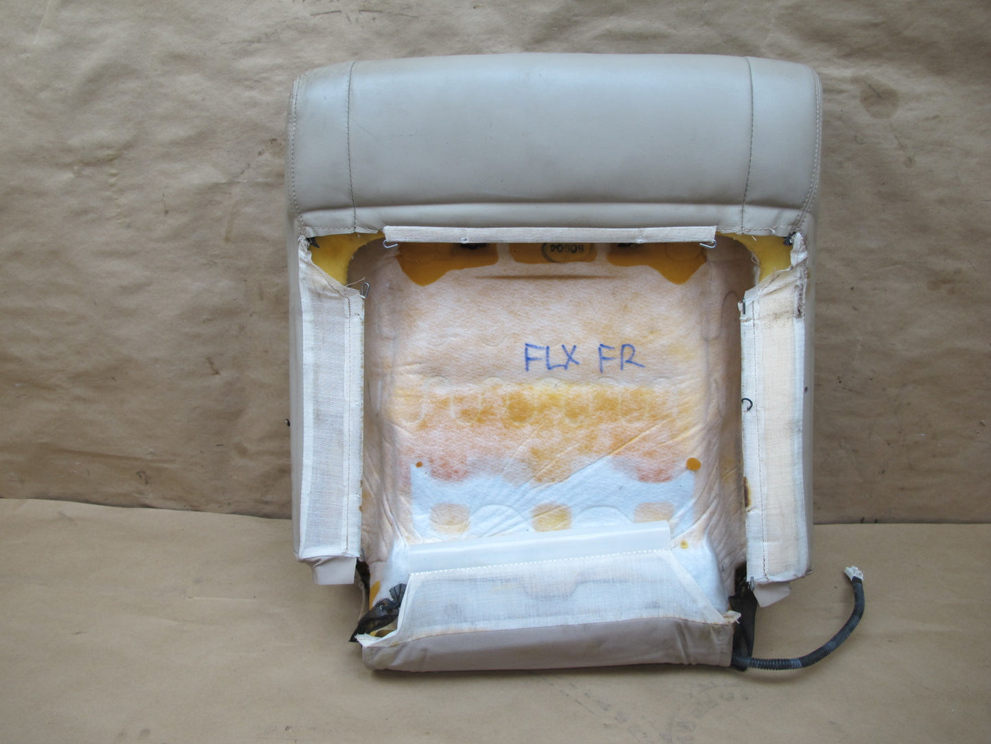 1998-2002 Lexus LX470 Front Right Passenger Side Seat Upper Cushion Ivory