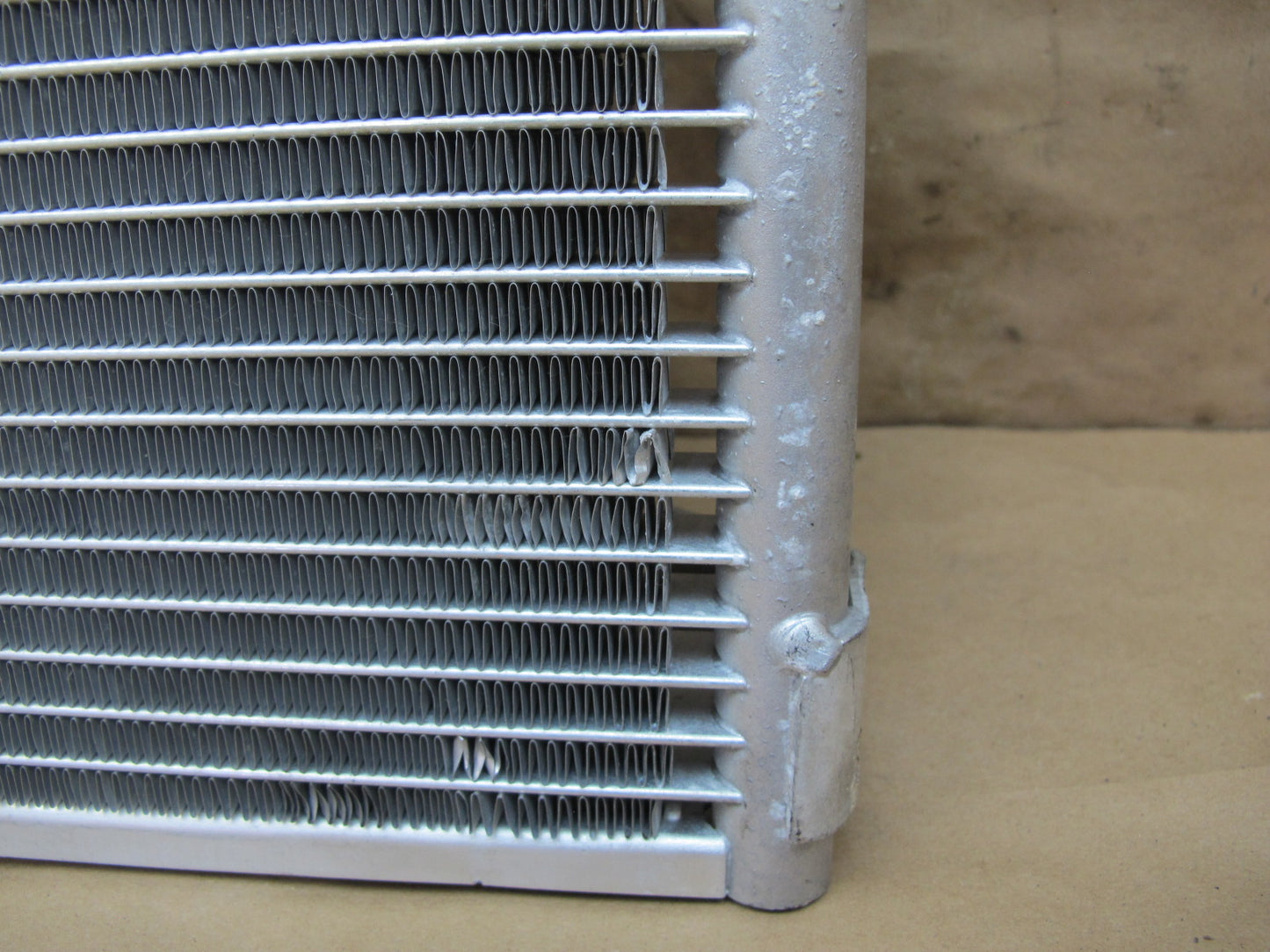 1998-2007 Lexus J100 LX470 4.7L A/C AC Air Conditioning Condenser