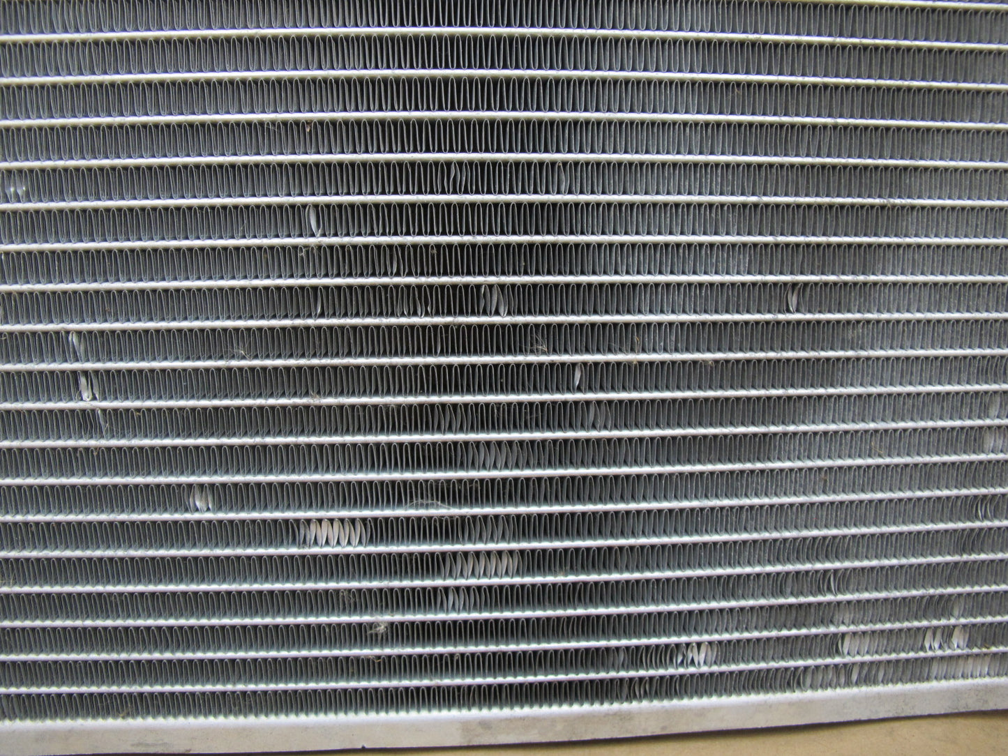 1998-2007 Lexus J100 LX470 4.7L A/C AC Air Conditioning Condenser