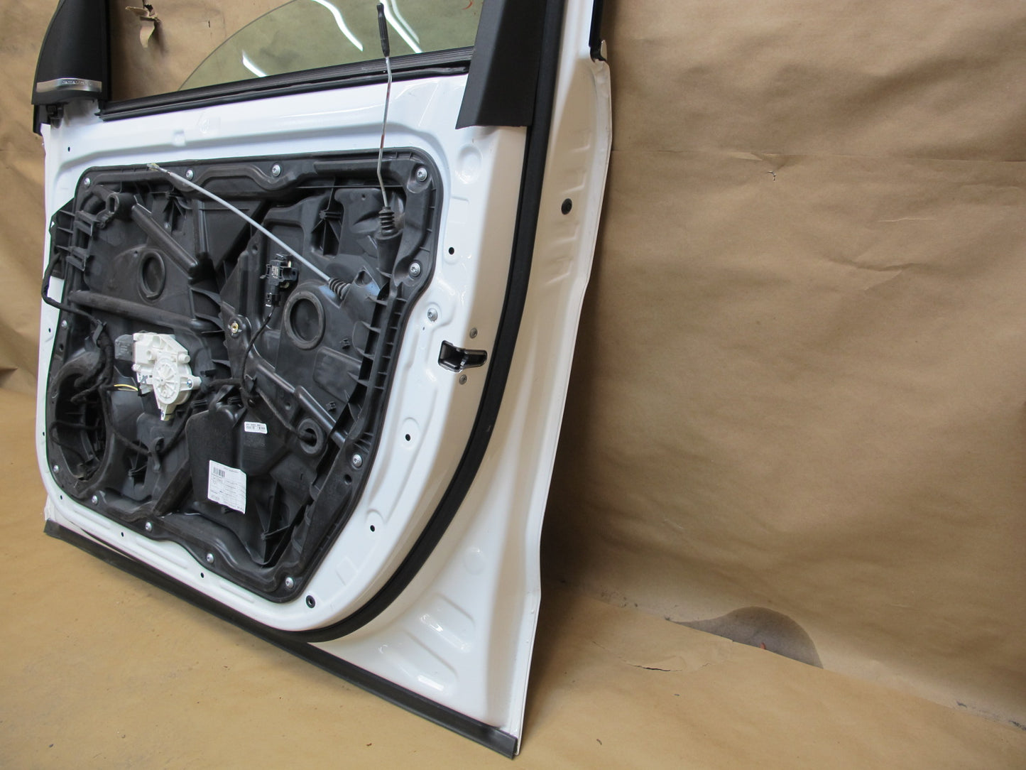 12-18 Mercedes W166 GLE Ml-class Front Right Door Shell Panel Cover Assy OEM