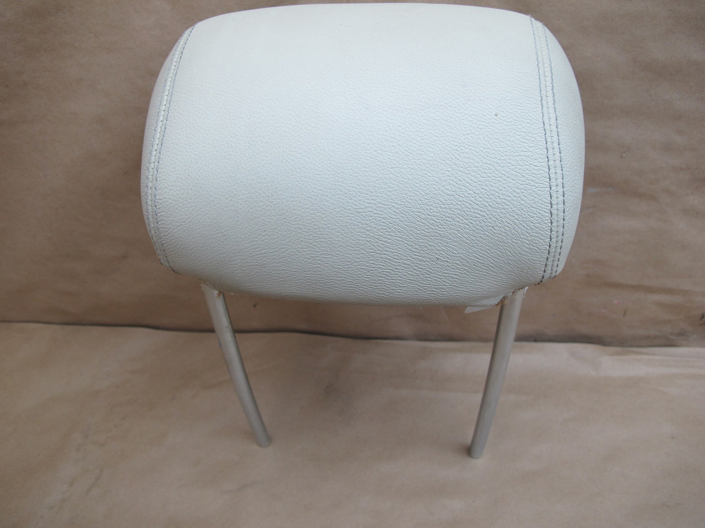03-06 Mercedes R230 Sl-class Set of 2 Front Left & Right Leather Headrest OEM