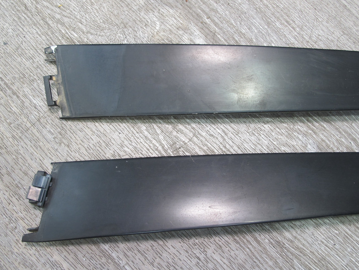 92-96 Toyota Cresta MARK2 JZX90 Door Exterior Pillar Trim Molding Set OEM