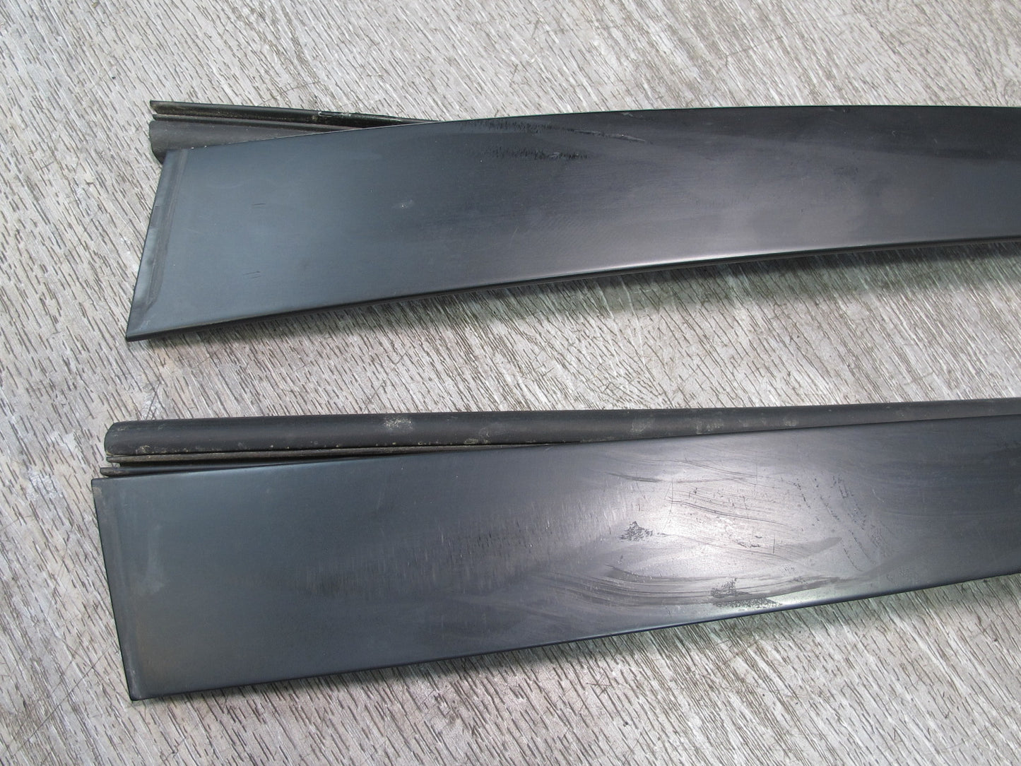 92-96 Toyota Cresta MARK2 JZX90 Door Exterior Pillar Trim Molding Set OEM