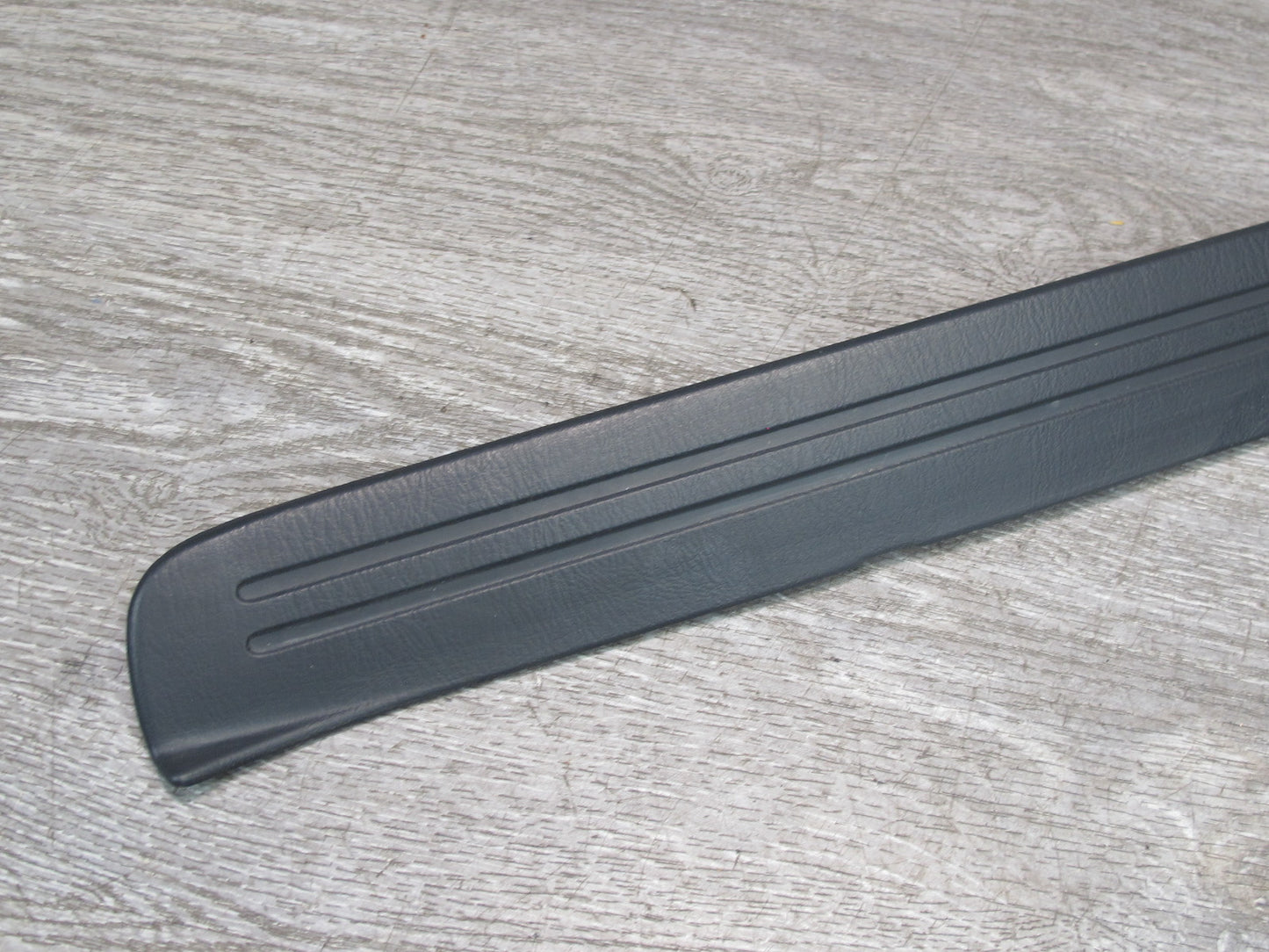 92-96 Toyota Cresta JZX90 Set of 3 Front & Rear Door Scuff Sill Plate Trim OEM