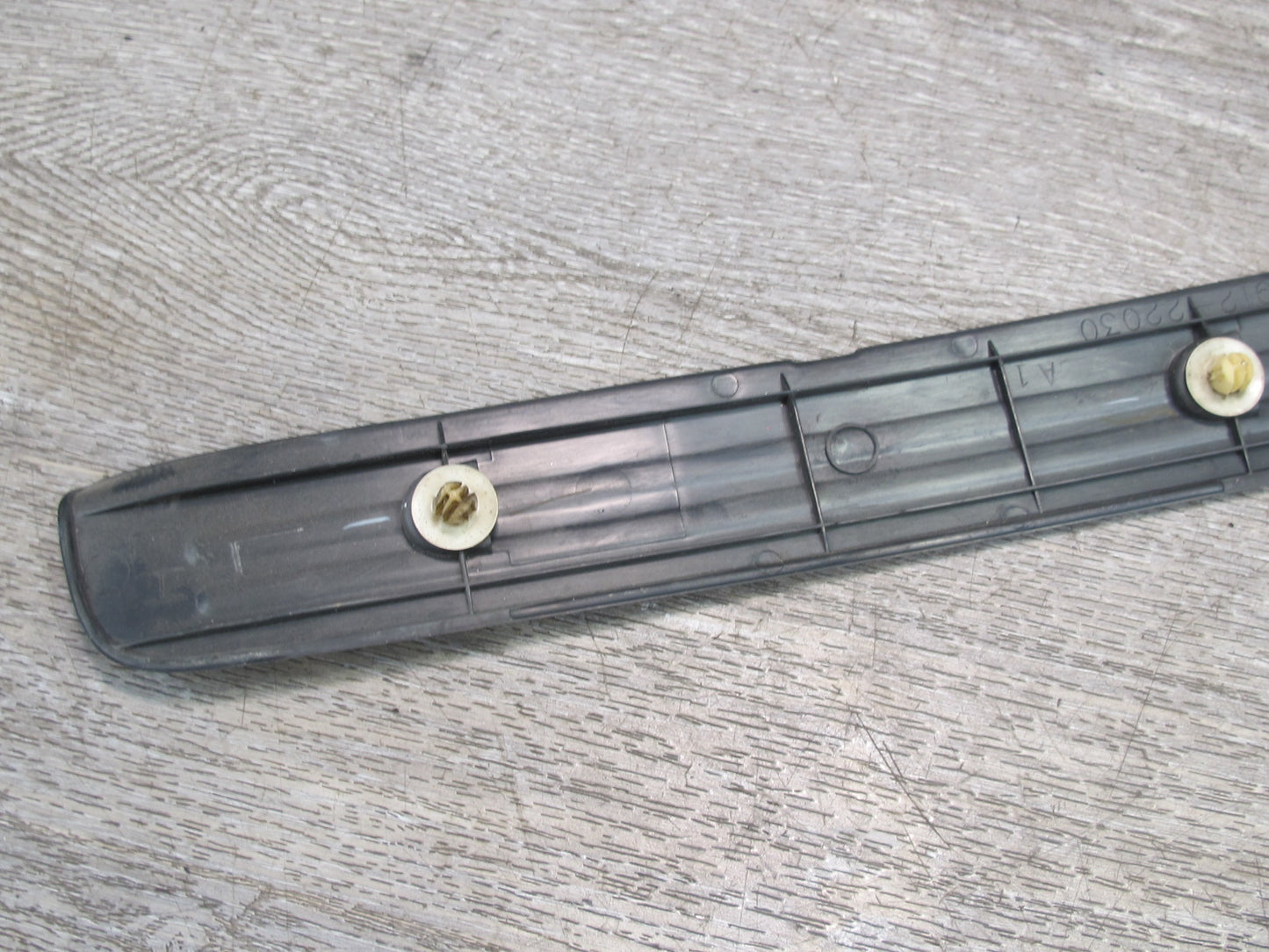 92-96 Toyota Cresta JZX90 Set of 3 Front & Rear Door Scuff Sill Plate Trim OEM
