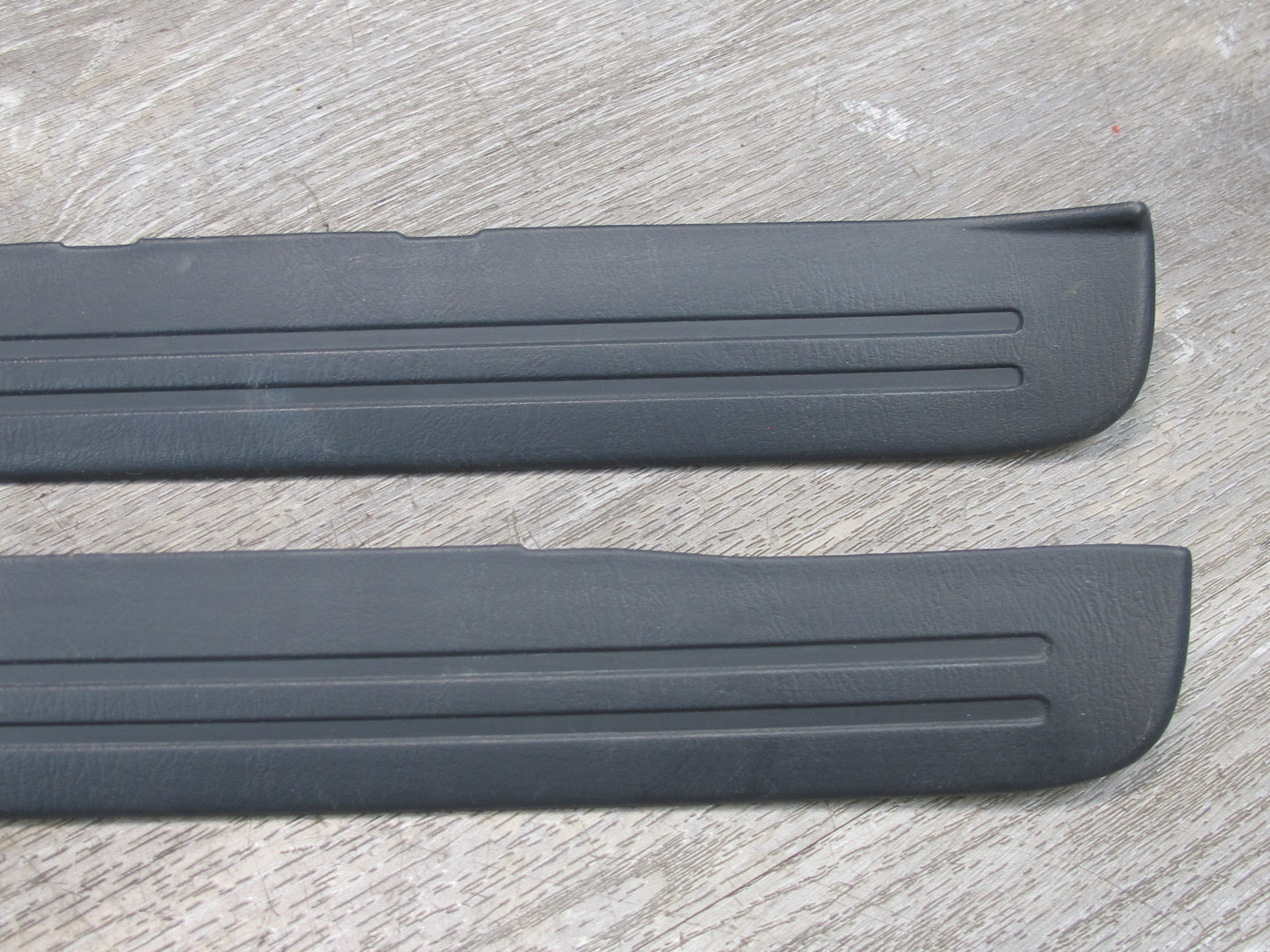 92-96 Toyota Cresta JZX90 Set of 3 Front & Rear Door Scuff Sill Plate Trim OEM