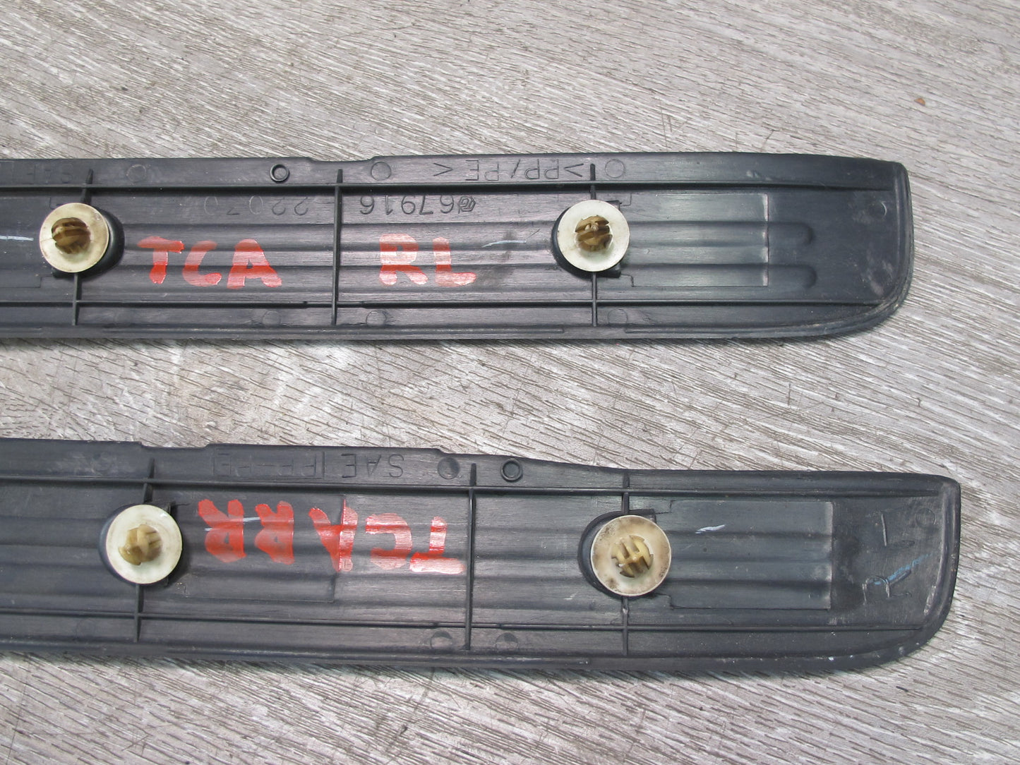 92-96 Toyota Cresta JZX90 Set of 3 Front & Rear Door Scuff Sill Plate Trim OEM