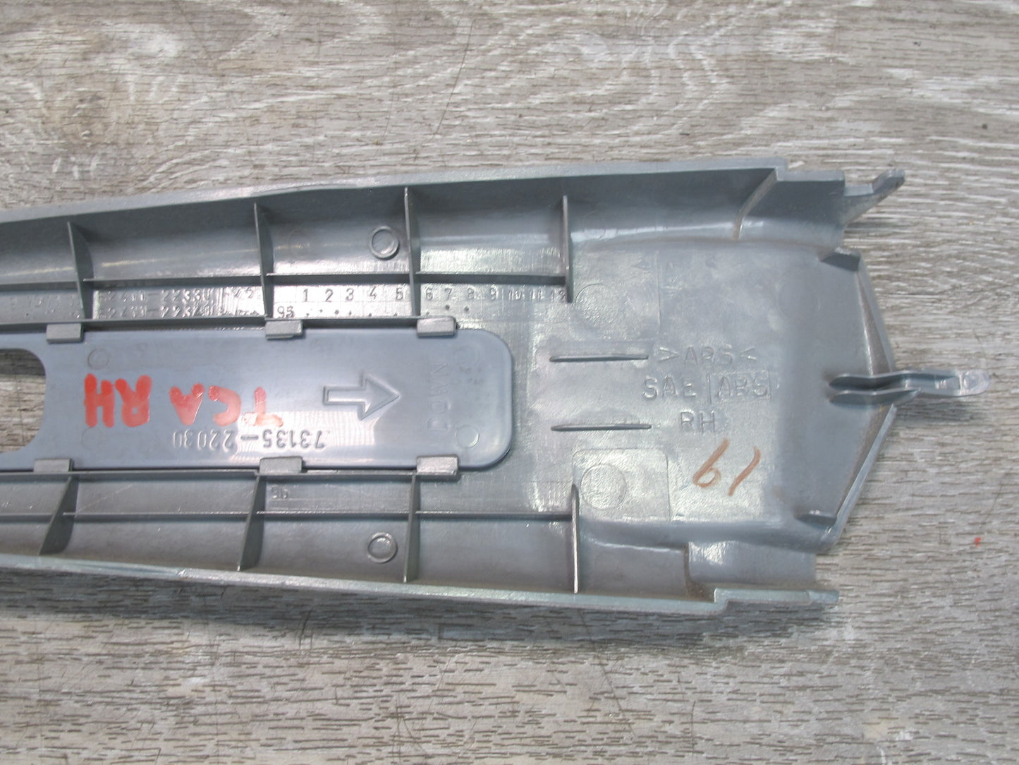 92-96 Toyota Cresta MARK2 JZX90 Set of 2 Center B Pillar Upper Trim Panel OEM